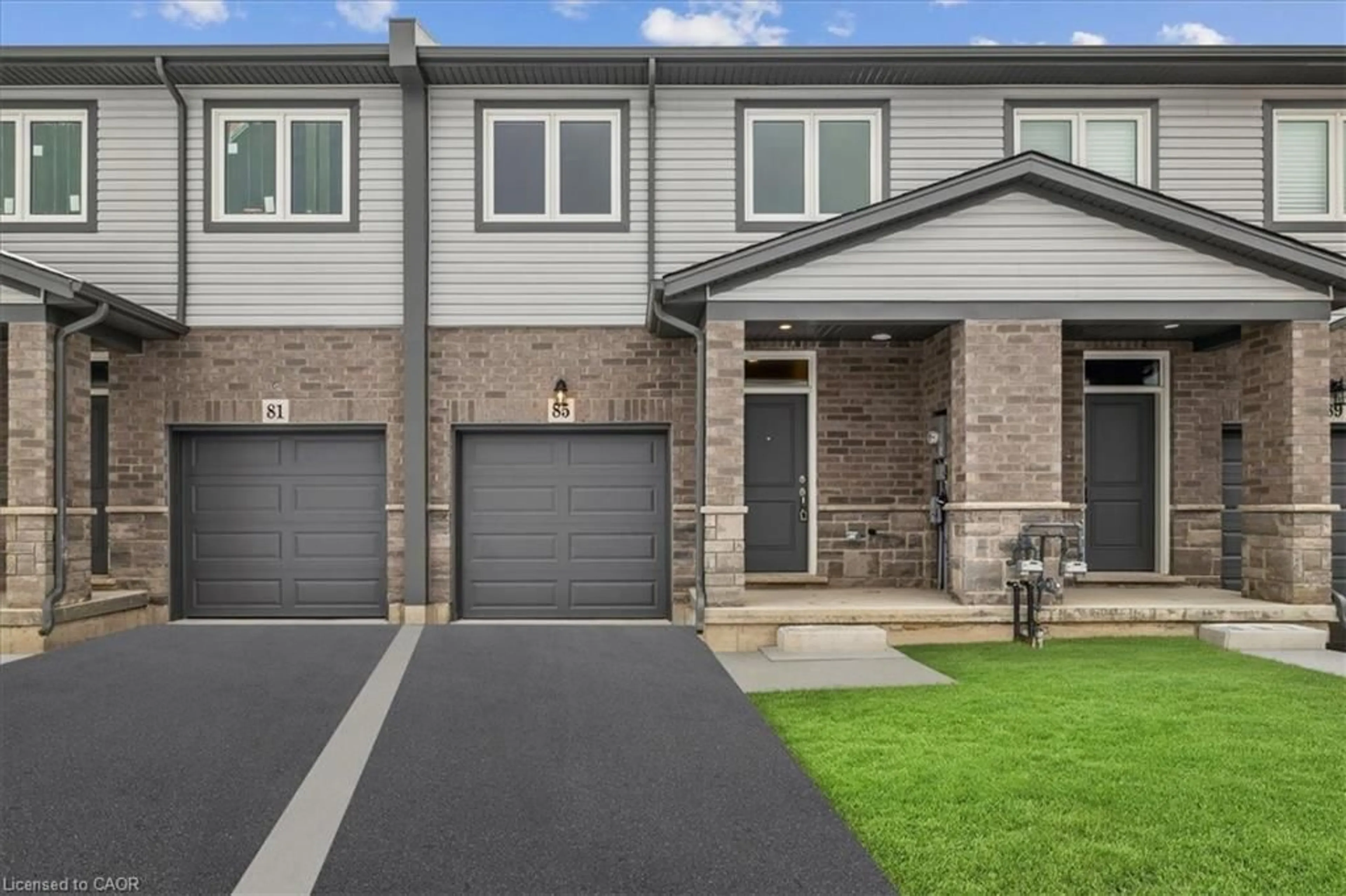 Home with brick exterior material, street for 85 Elvira Way, Thorold Ontario L2V 0M7