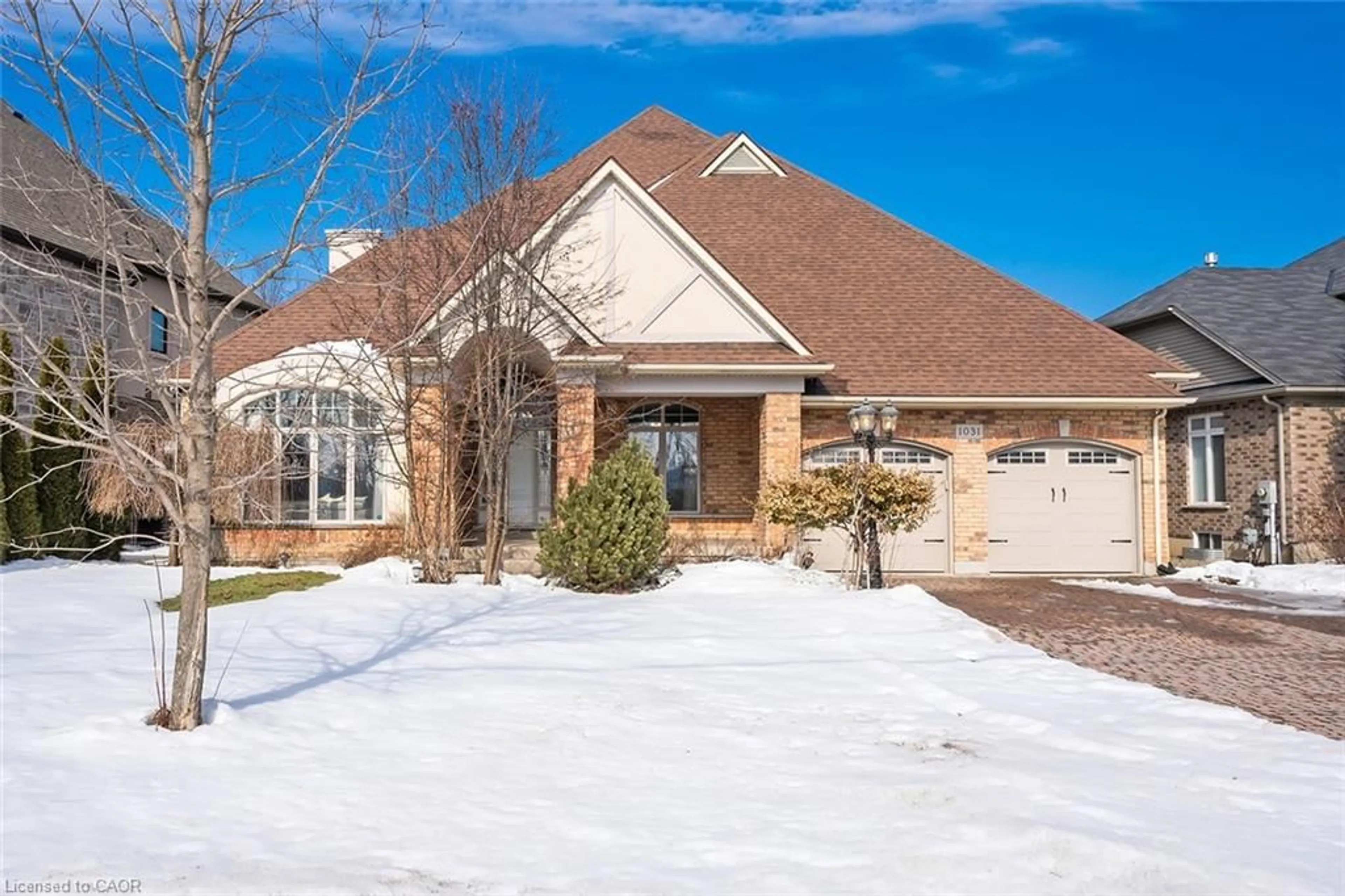 Home with brick exterior material, street for 1031 Pelham Rd, St. Catharines Ontario L2R 6P7