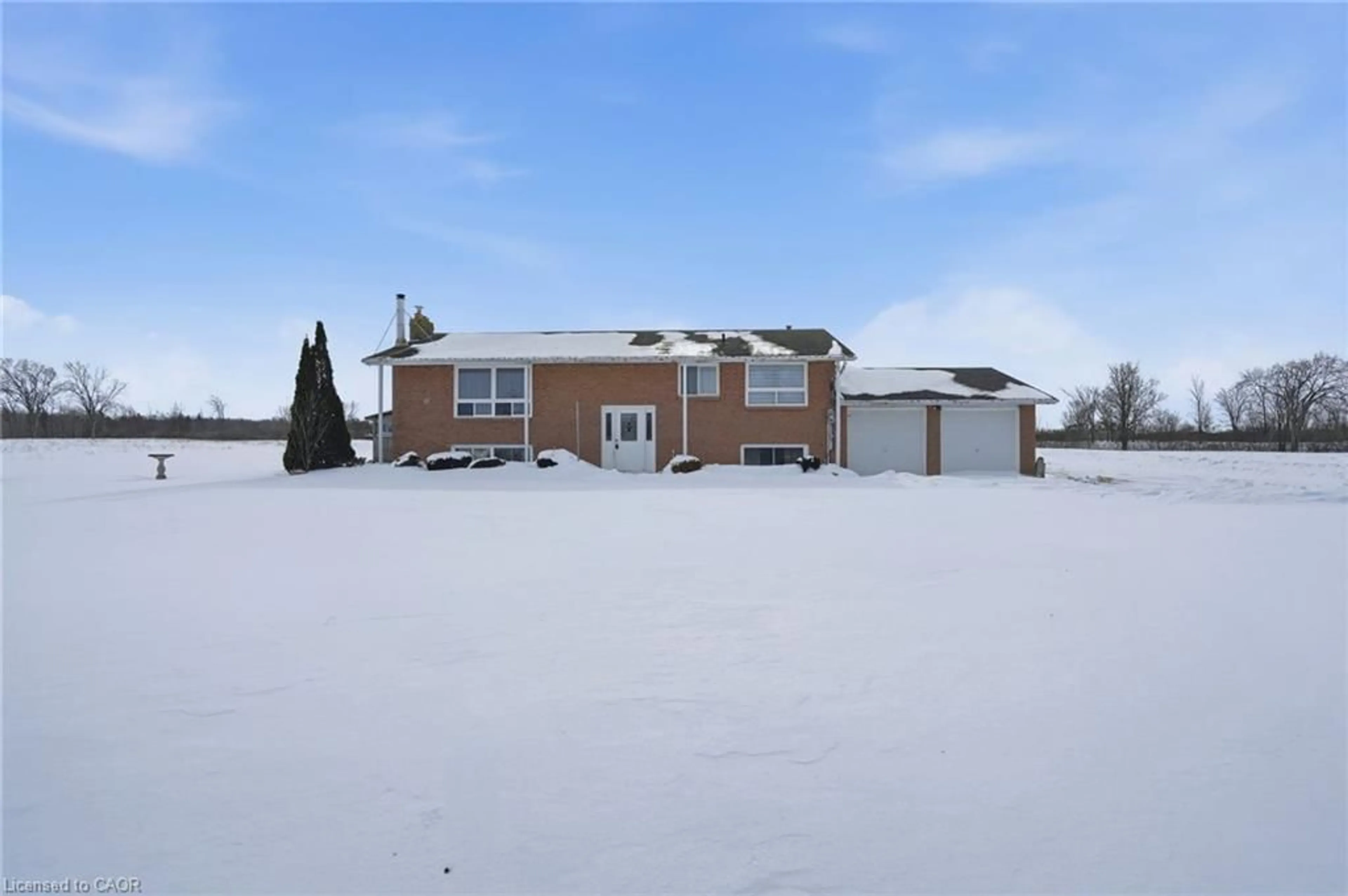 A pic from outside/outdoor area/front of a property/back of a property/a pic from drone, unknown for 1254 Townline Rd, Canfield Ontario N0A 1C0