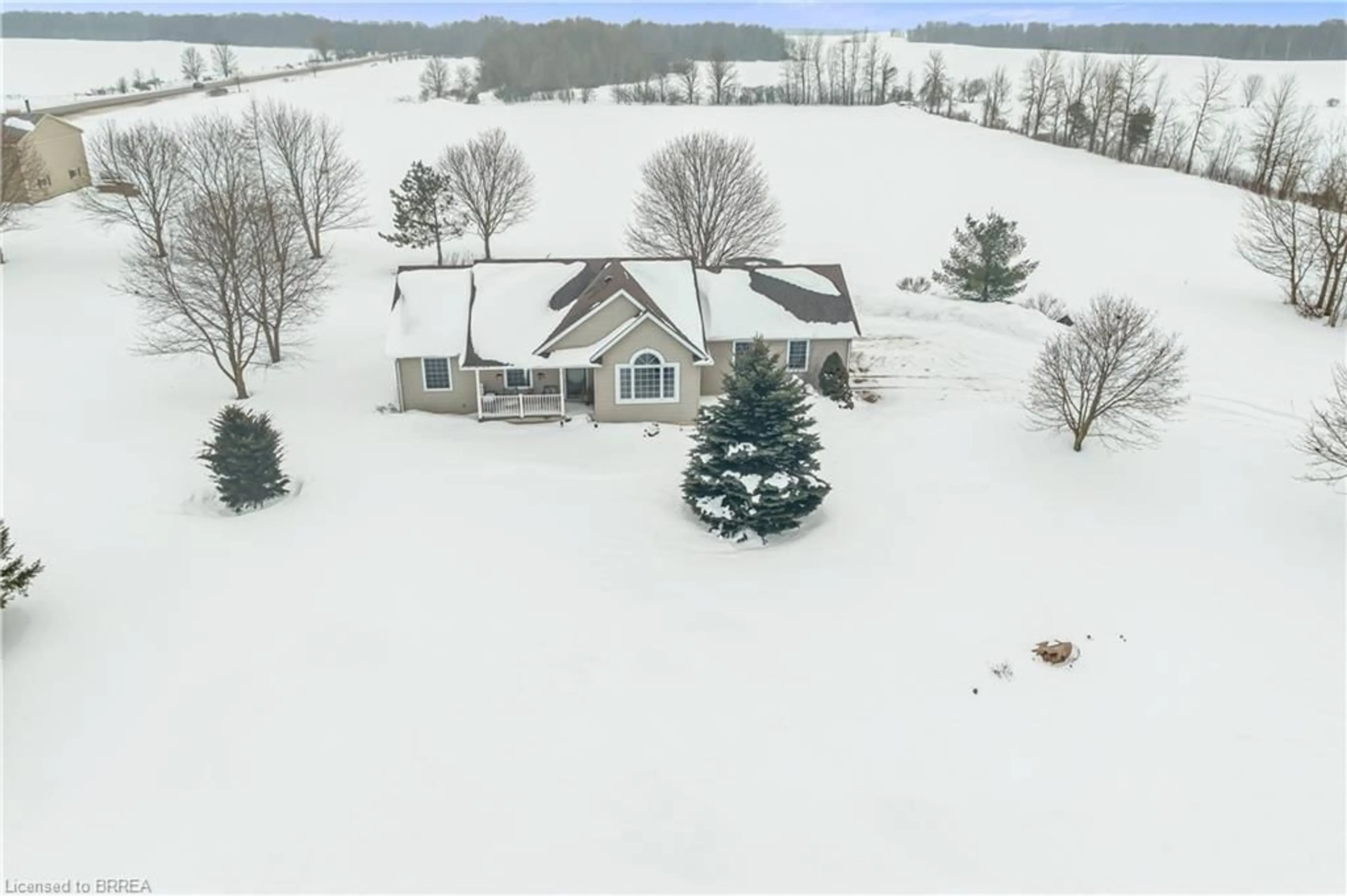 A pic from outside/outdoor area/front of a property/back of a property/a pic from drone, unknown for 44611 Perth Line 86 Line, Perth Ontario N4W 3G6