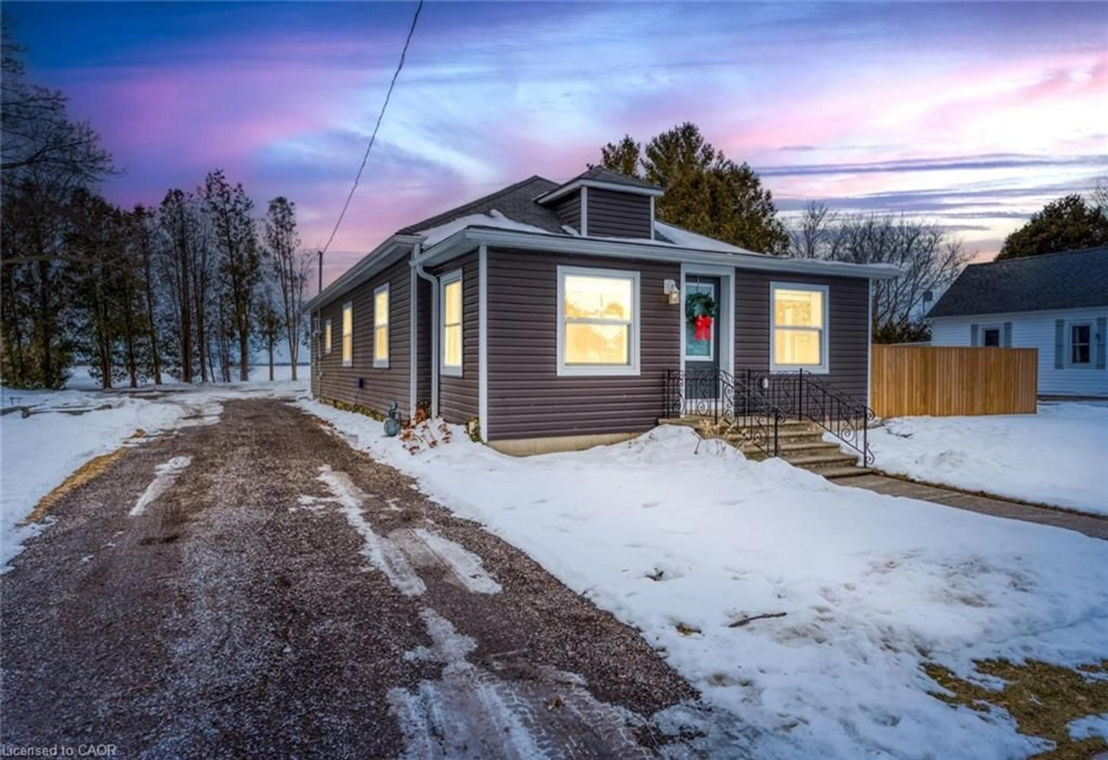 Unknown for 7 Victoria St, Tupperville Ontario N0P 2M0