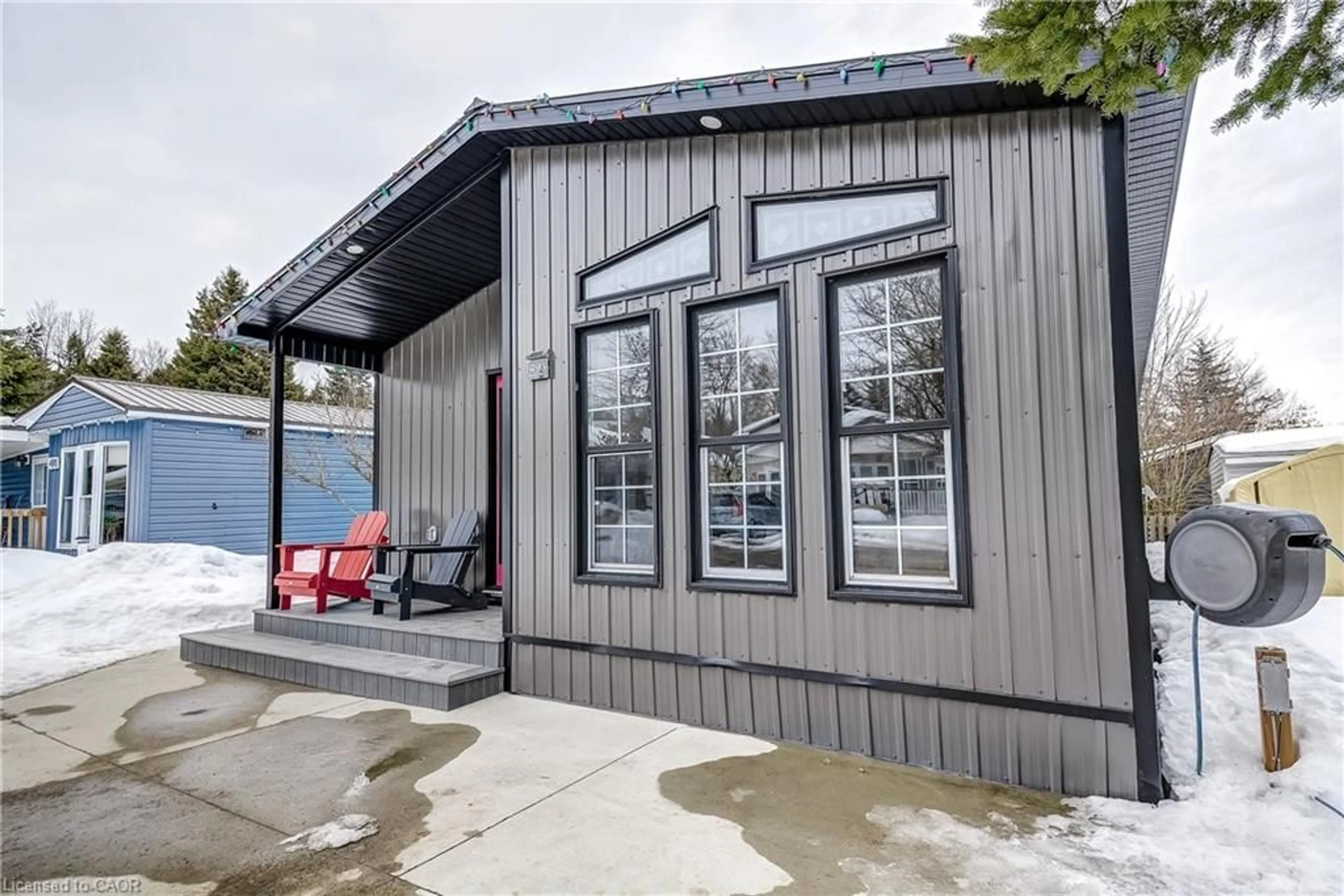 Unknown for 490 Spruce St, Fergus Ontario N1M 2W5