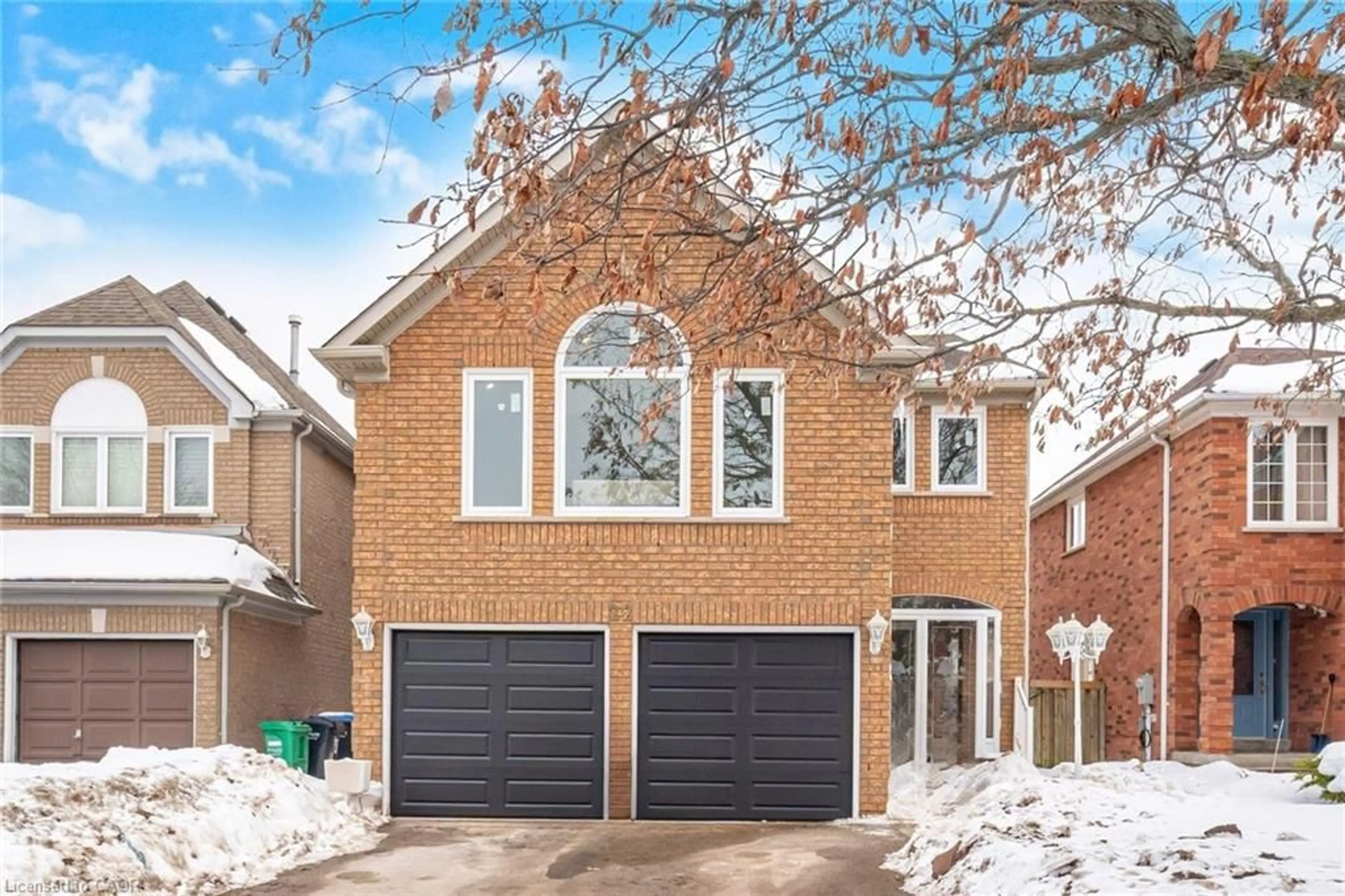 Home with brick exterior material, street for 22 Rangeland Rd, Brampton Ontario L6R 1L4