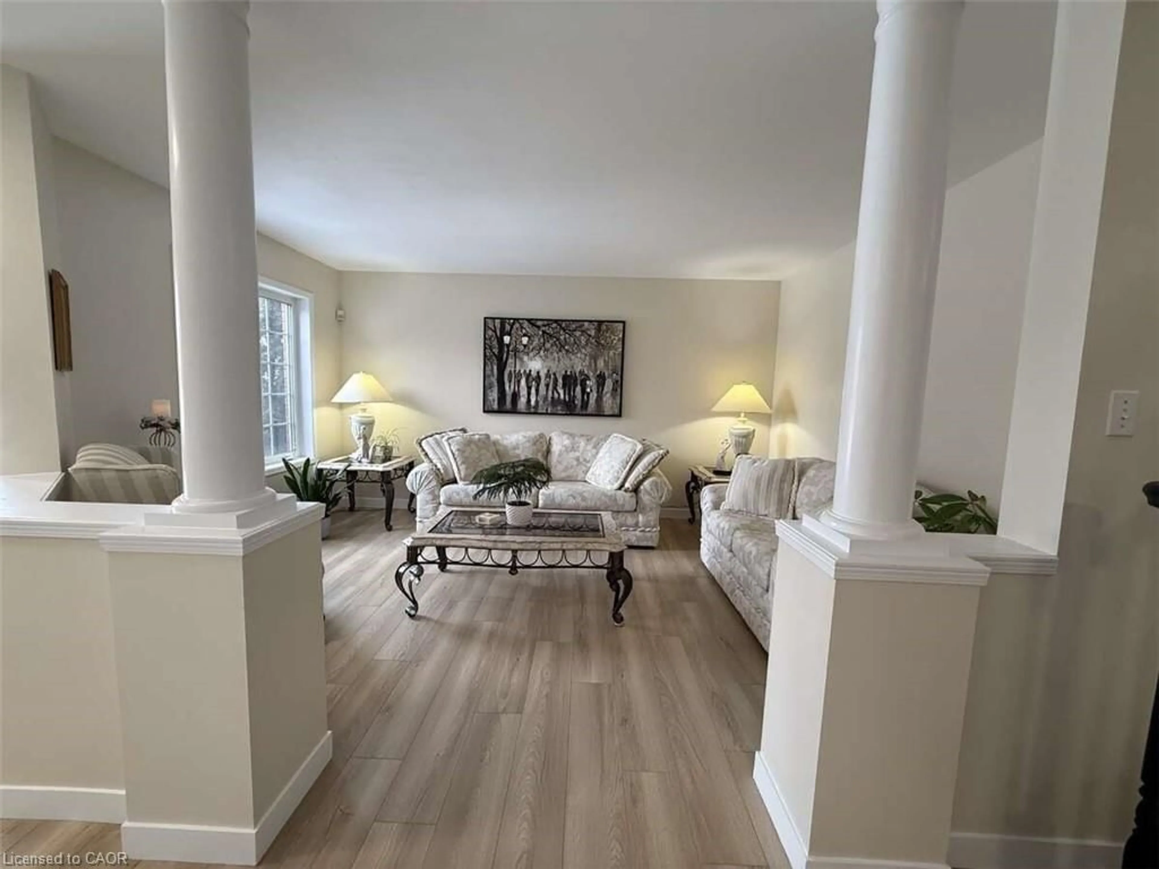 Living room with furniture, unknown for 156 Lynnette Dr, Hamilton Ontario L9B 2P7