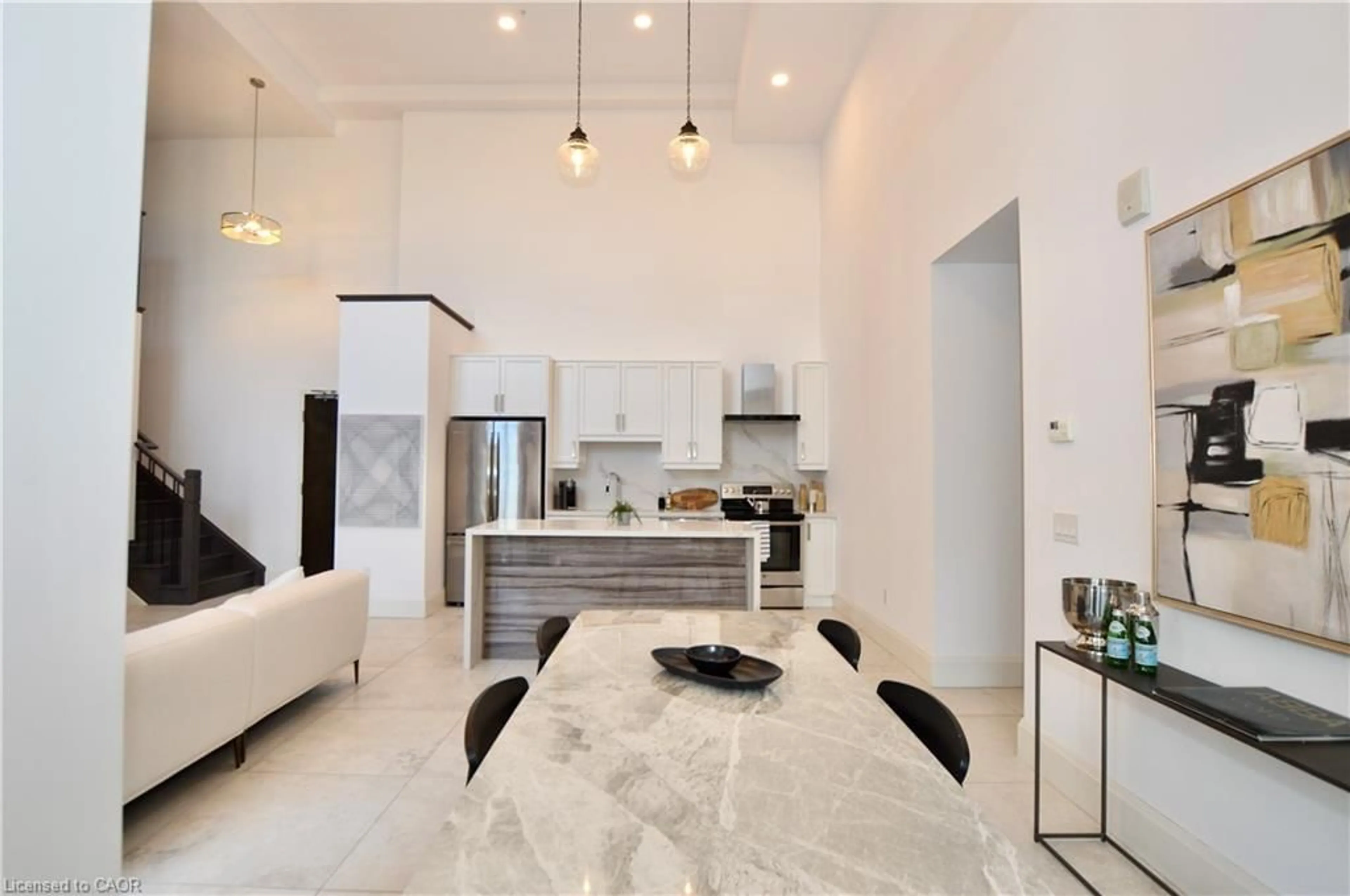 Open concept kitchen, ceramic/tile floor for 112 King St #PH6, Hamilton Ontario L8N 1A8