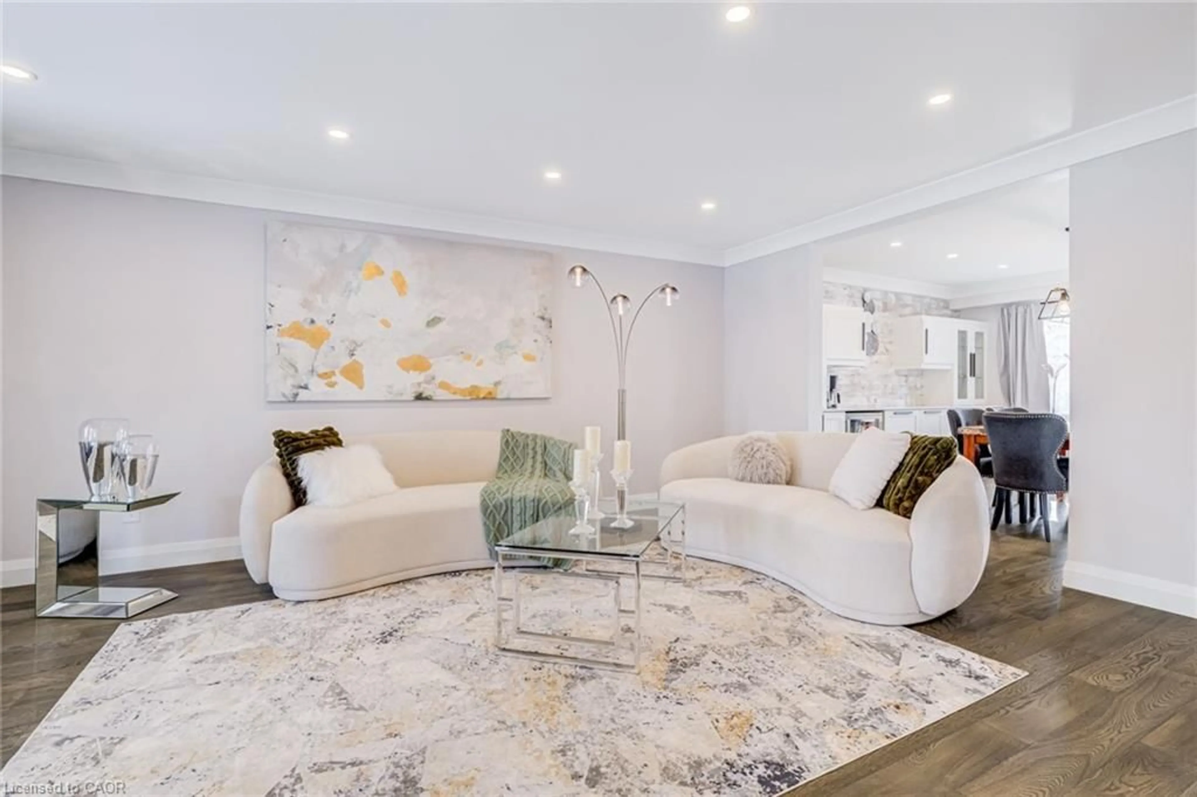 Living room with furniture, unknown for 1320 Monmouth Dr, Burlington Ontario L7P 3J6