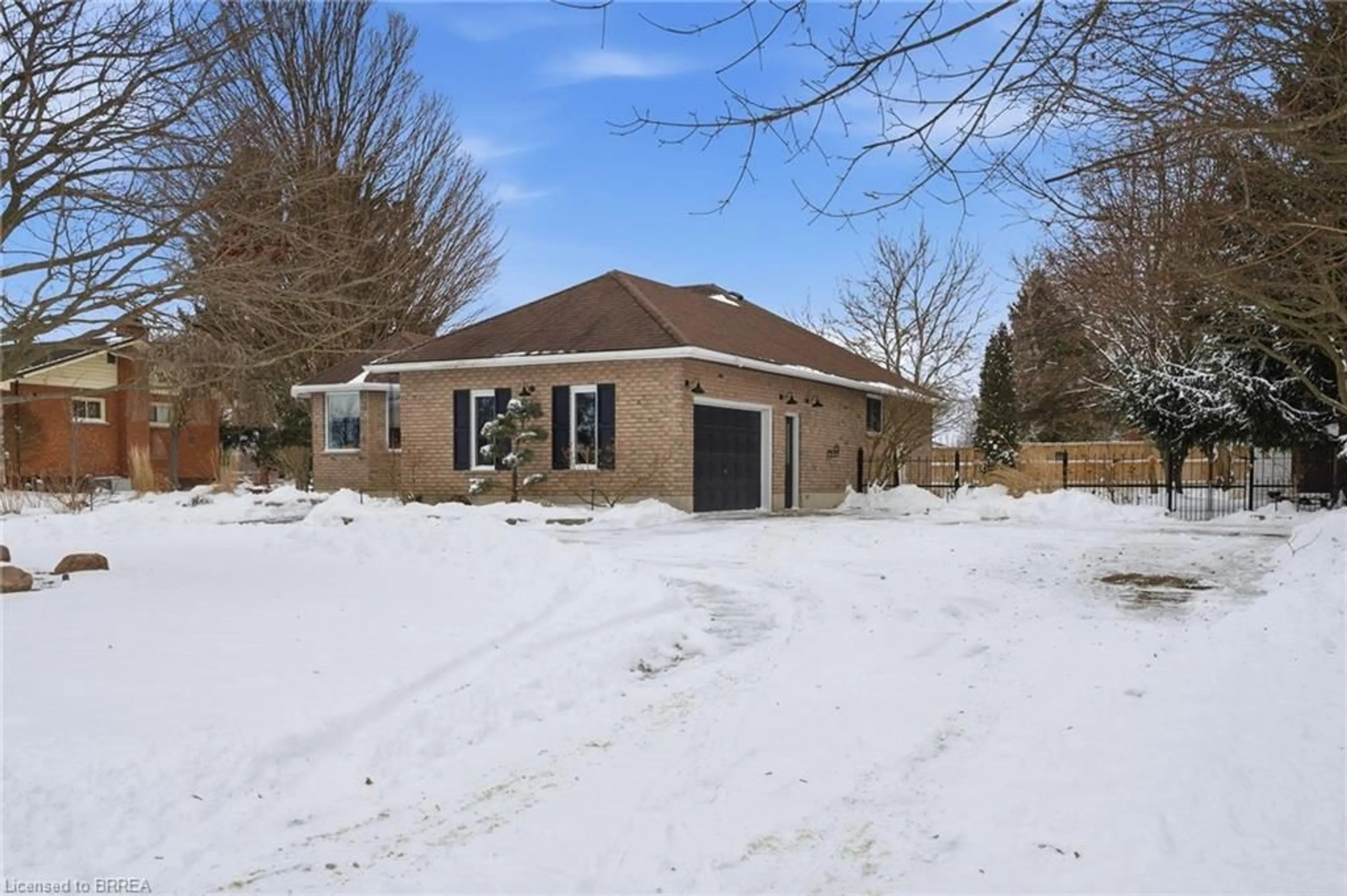 Unknown for 270 Talbot St, Courtland Ontario N0J 1E0