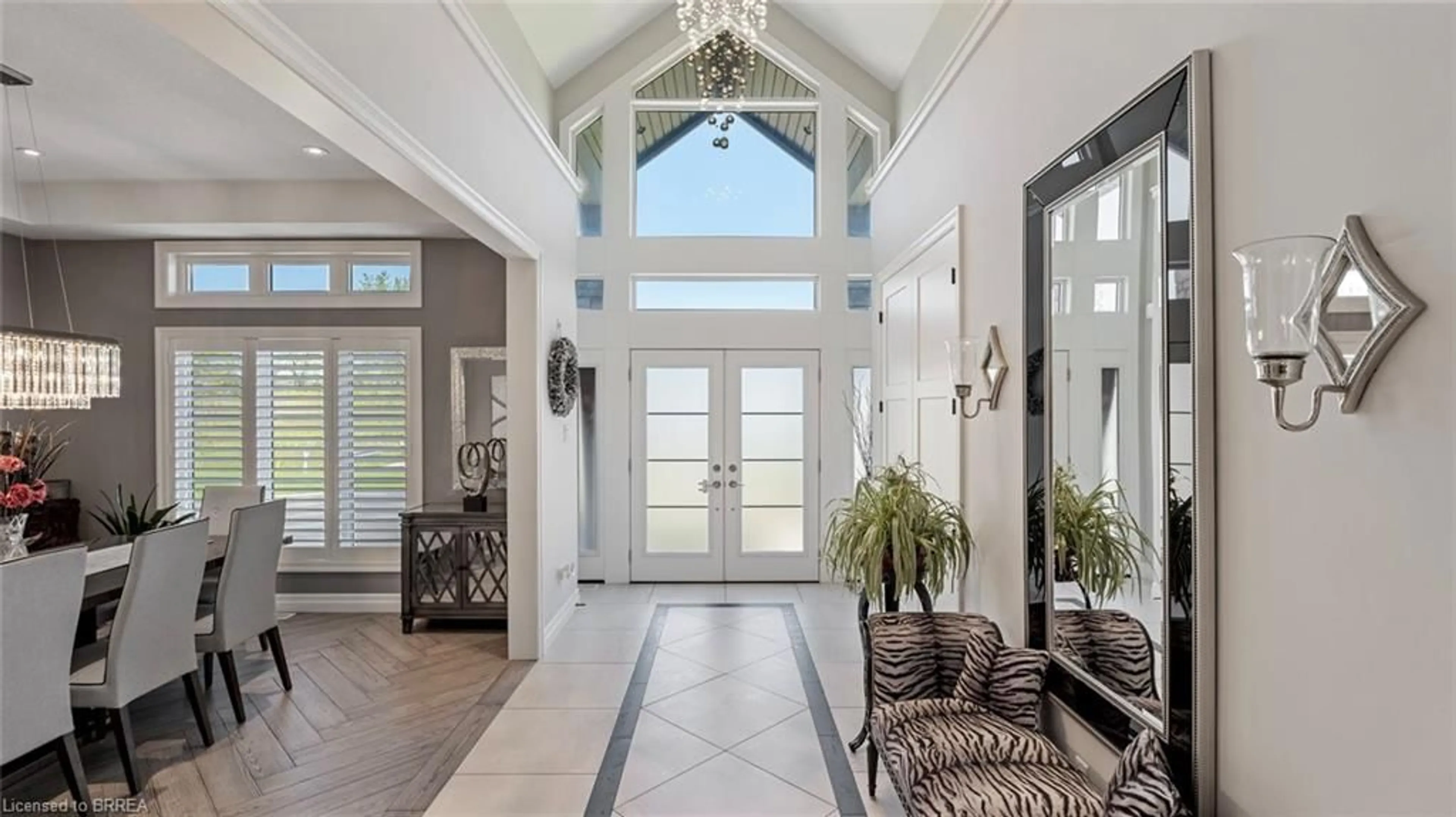 Indoor entryway for 41 Ruijs Blvd, Brantford Ontario N3T 0E1