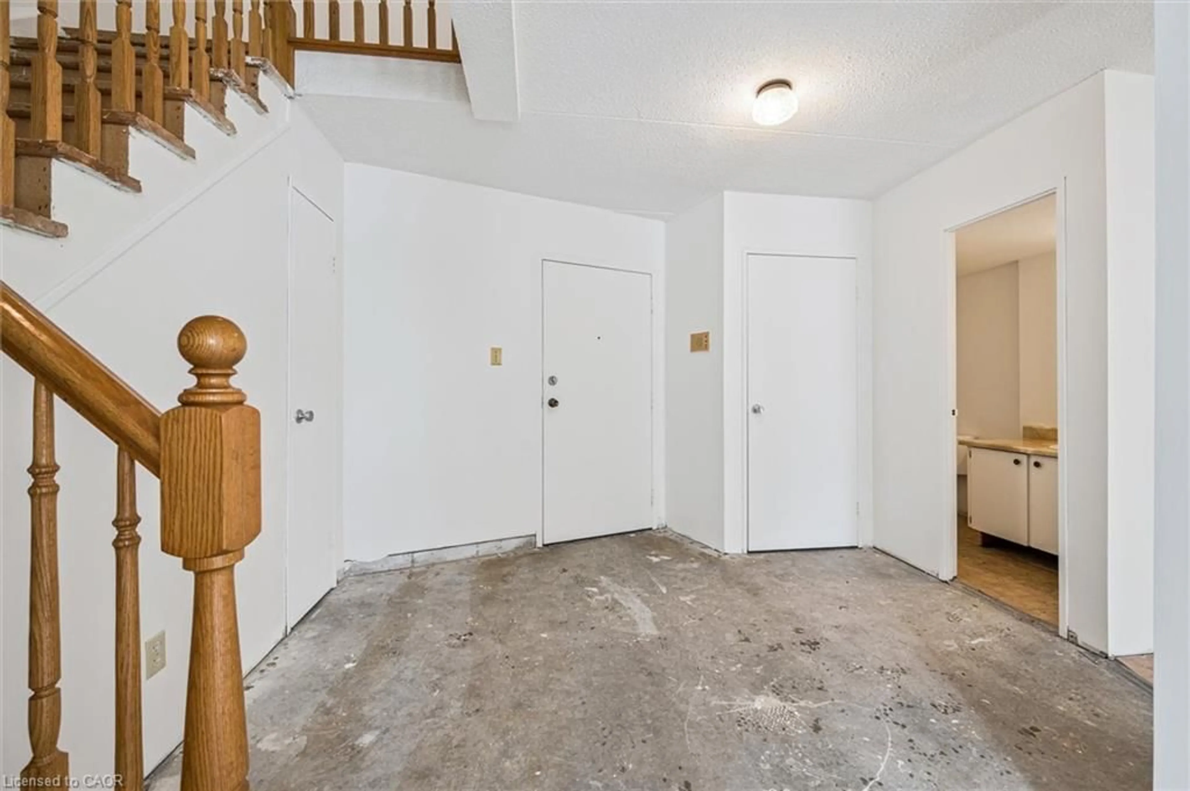 Unknown for 40 Tannery St #264, Cambridge Ontario N3C 2B9