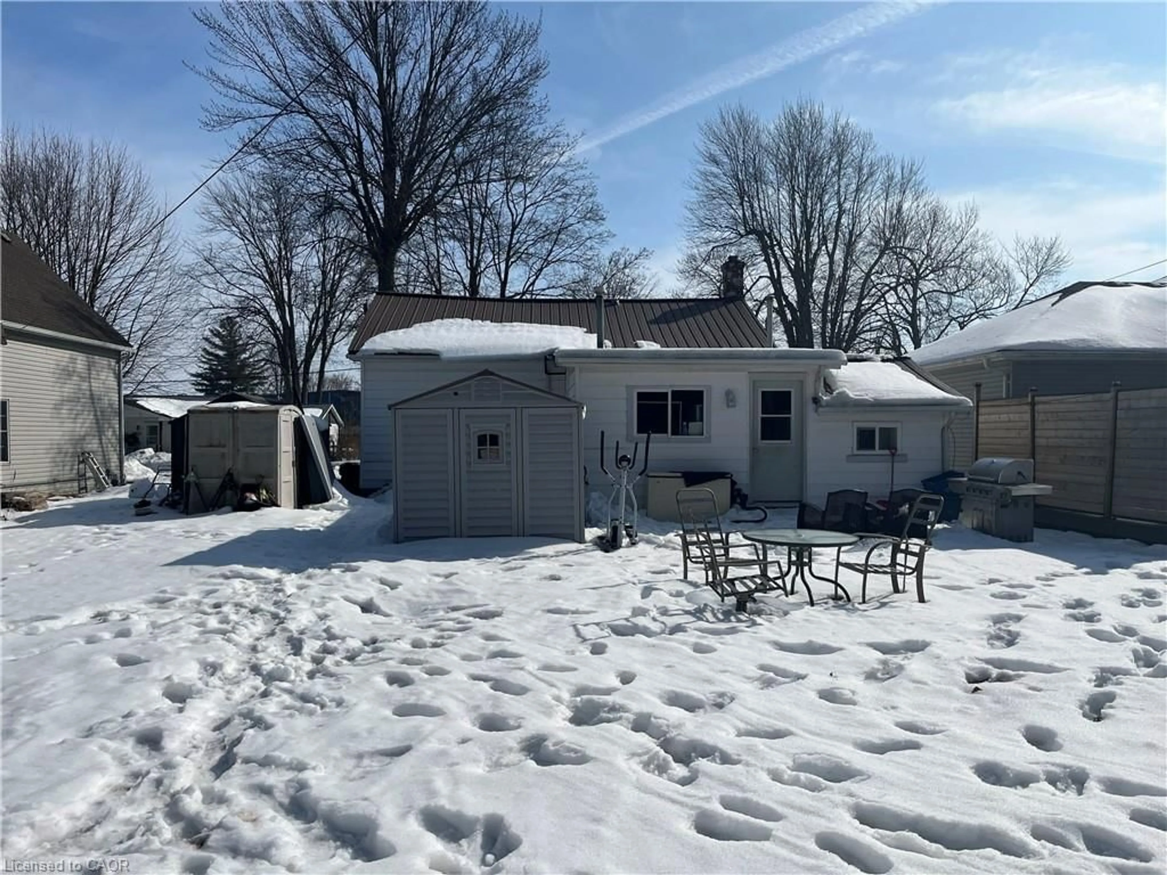 Unknown for 152 Elm St, Bothwell Ontario N0P 1C0