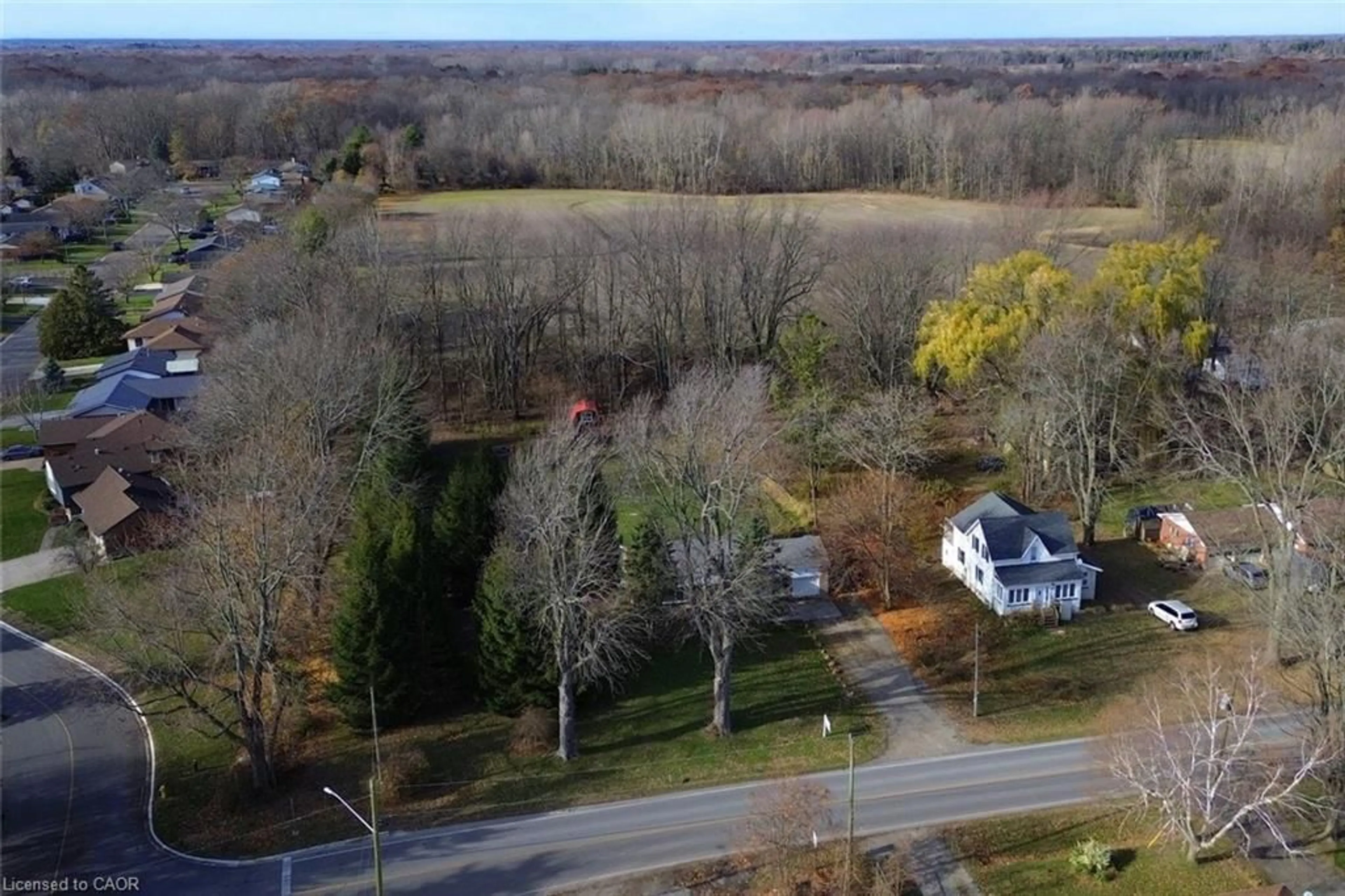 A pic from outside/outdoor area/front of a property/back of a property/a pic from drone, unknown for 104 Diltz Rd, Dunnville Ontario N1A 2V5