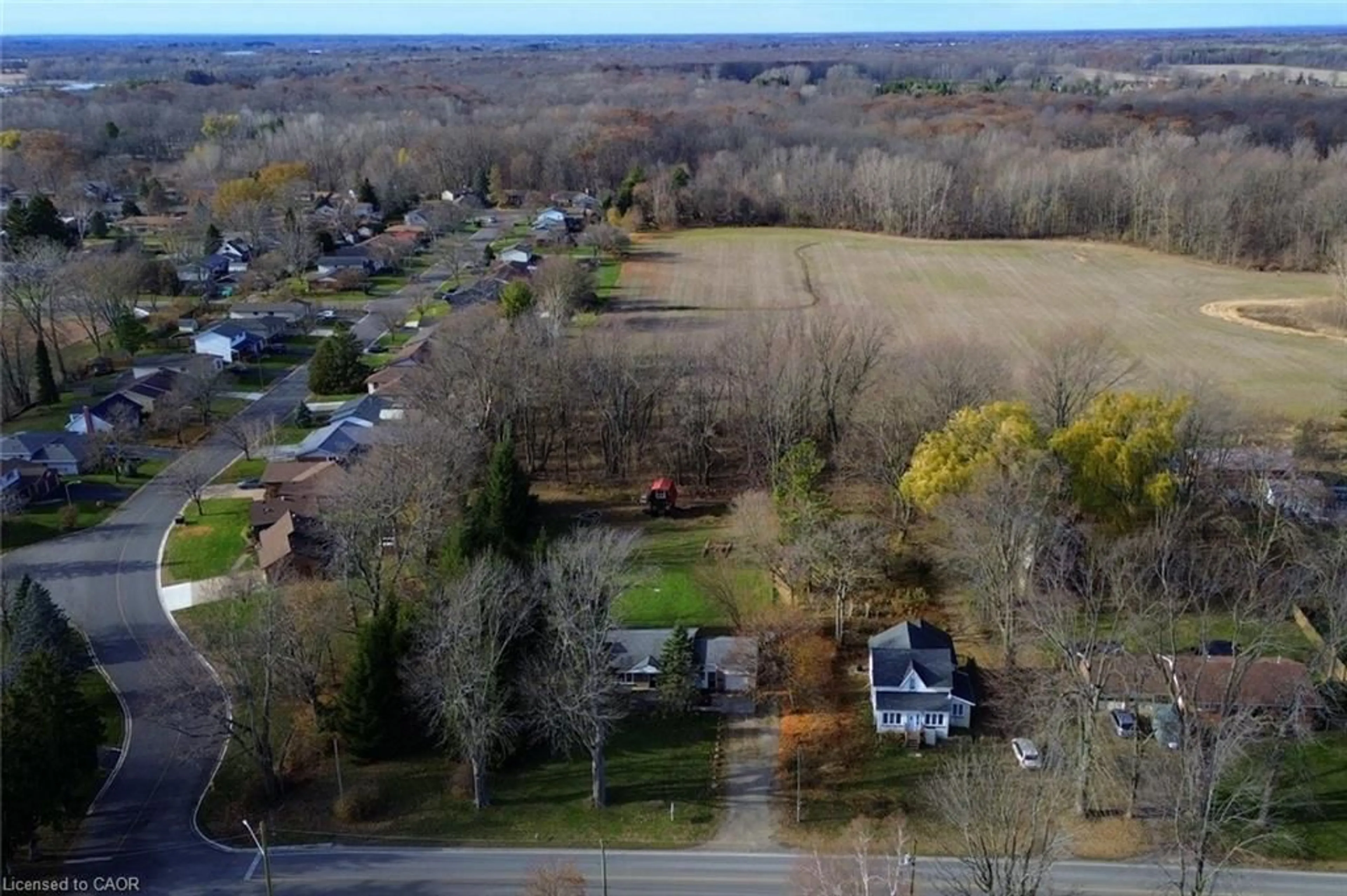 A pic from outside/outdoor area/front of a property/back of a property/a pic from drone, water/lake/river/ocean view for 104 Diltz Rd, Dunnville Ontario N1A 2V5