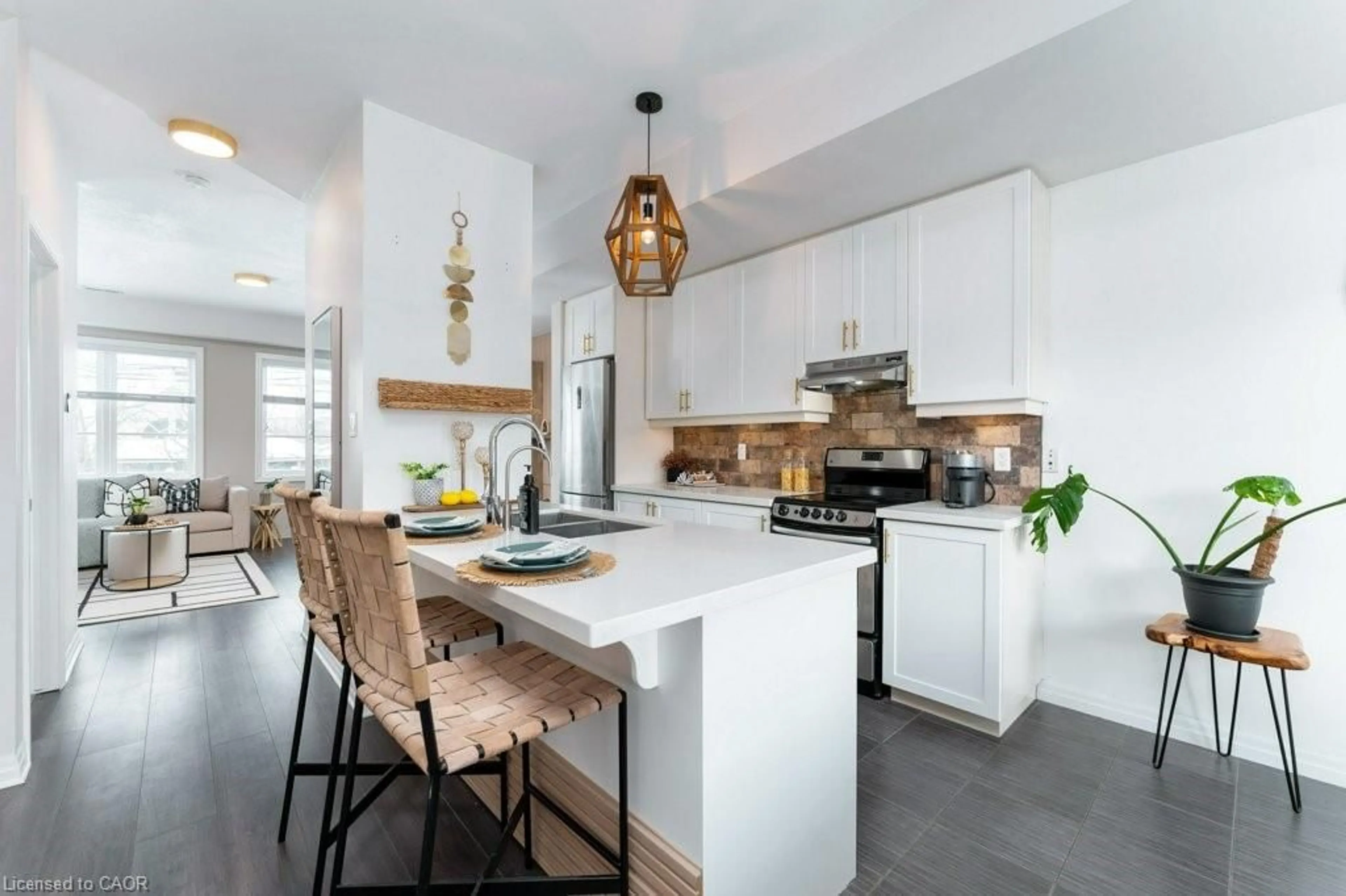 Open concept kitchen, unknown for 70 Plains Rd #39, Burlington Ontario L7T 2B9