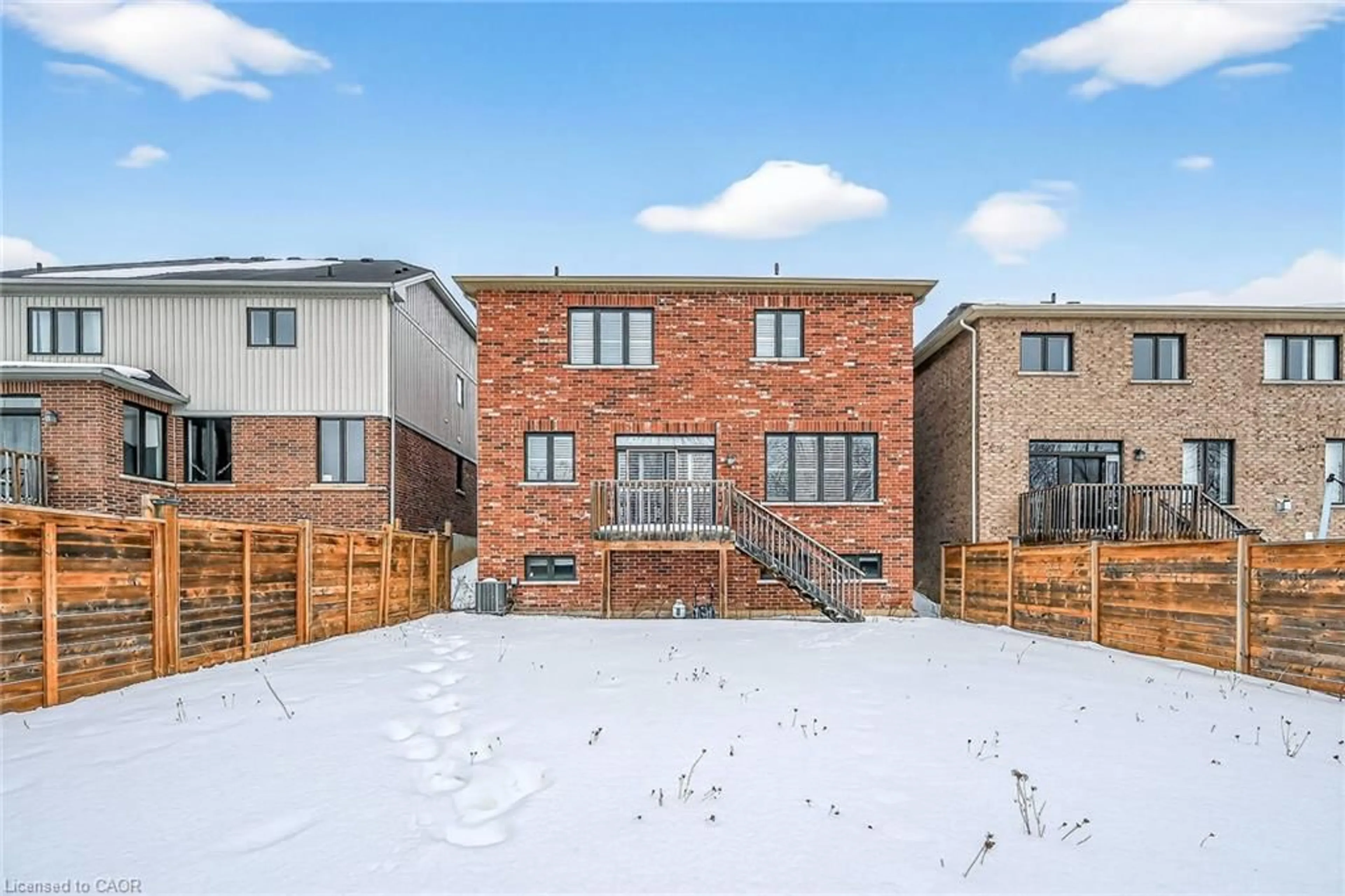 Home with brick exterior material, street for 17 Larry Cres, Caledonia Ontario N3W 0B2