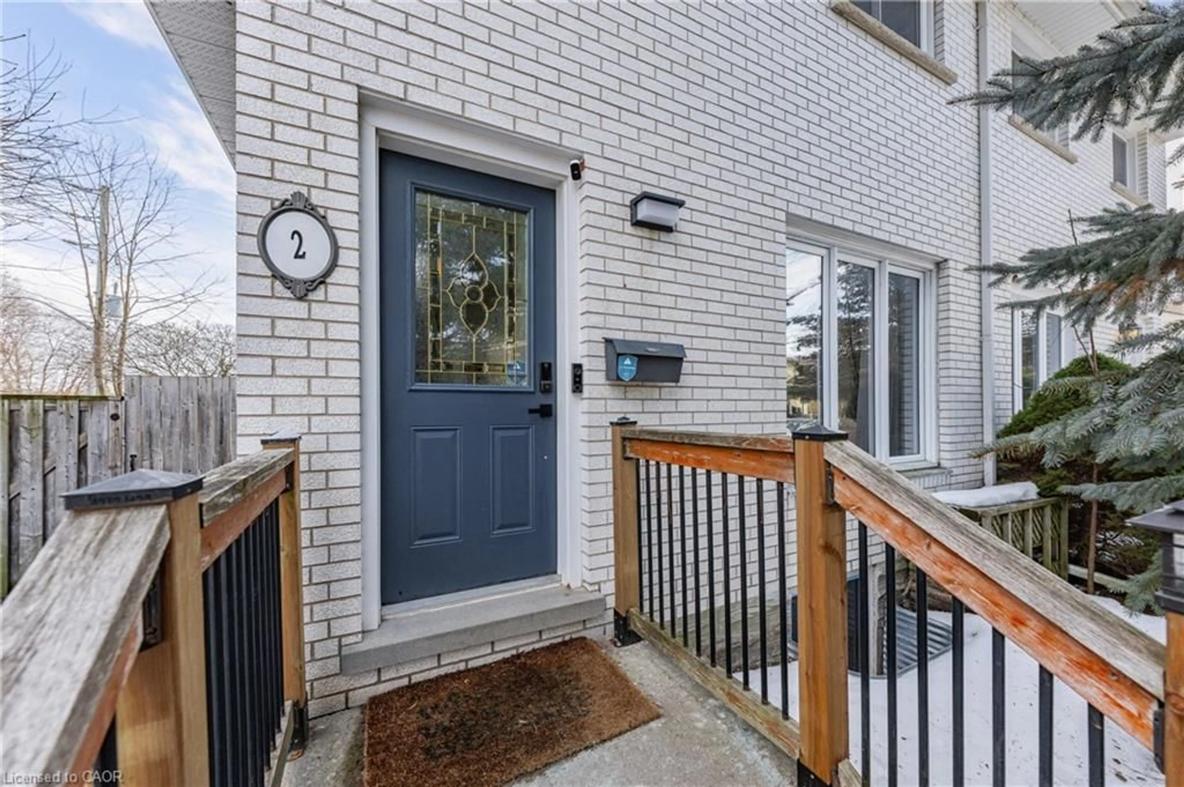 Indoor entryway for 2 Fisher Mills Rd, Cambridge Ontario N3C 1C7