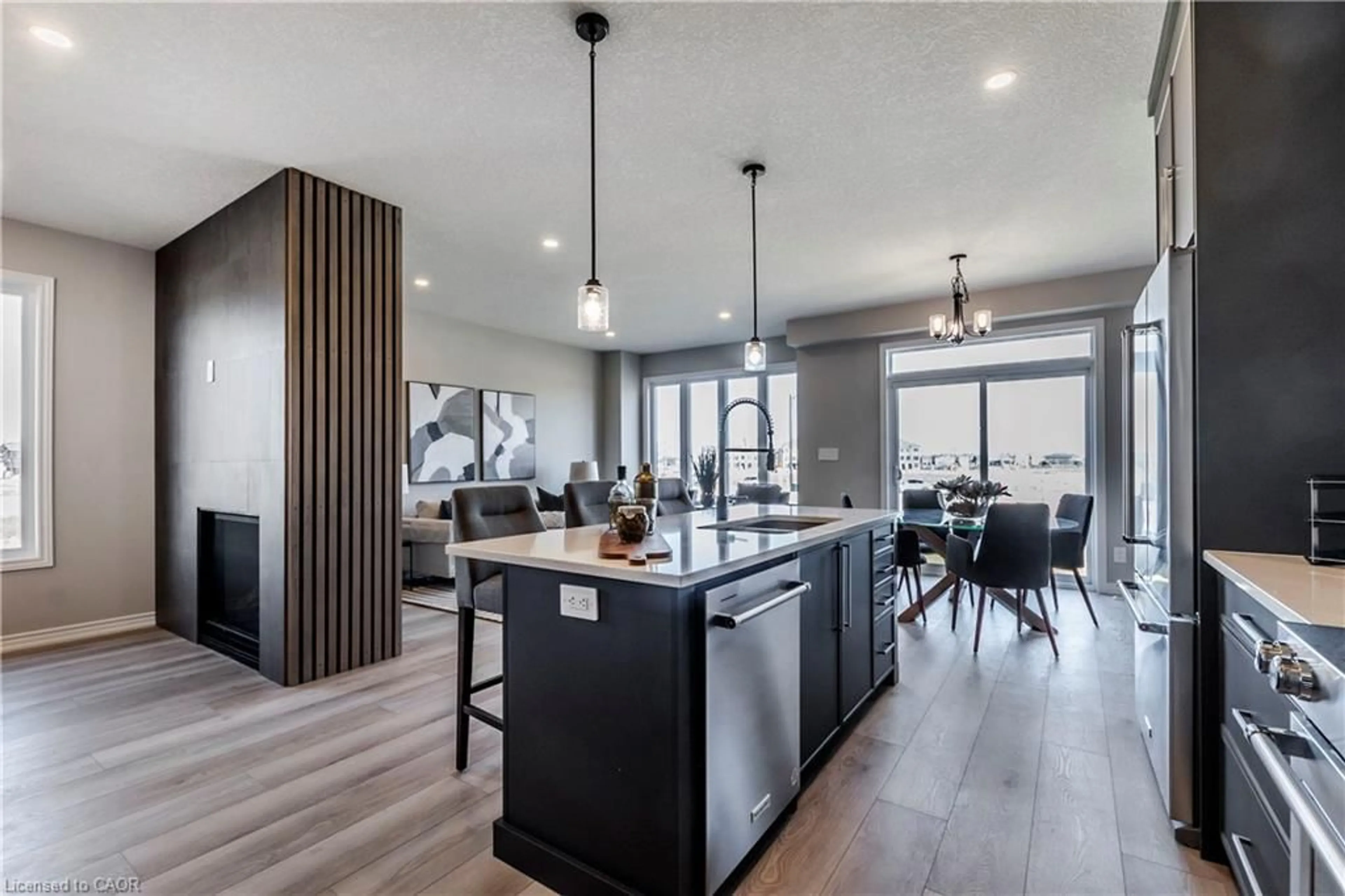 Open concept kitchen, unknown for 119 Langridge Way, Cambridge Ontario N1S 5B9