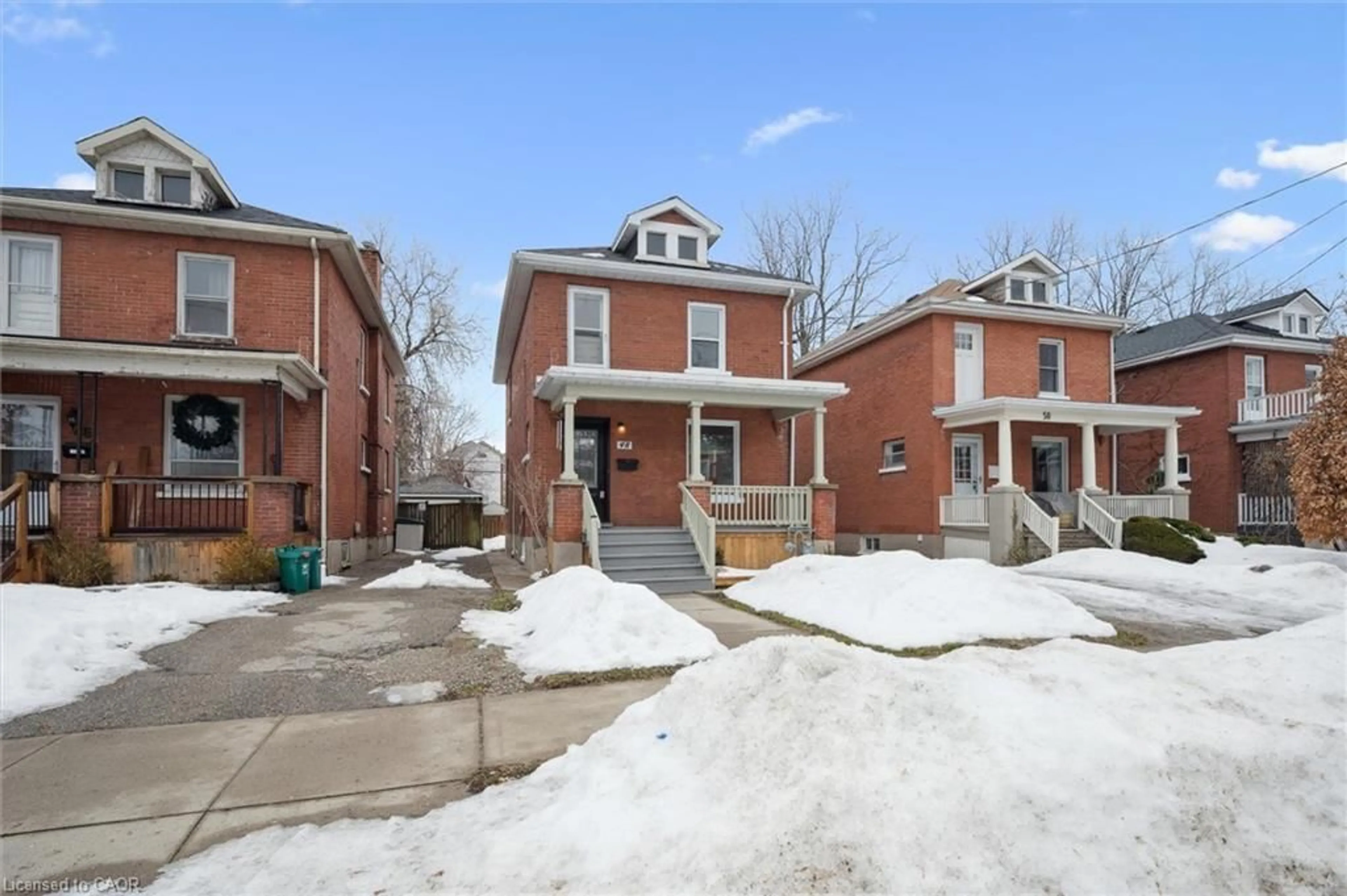 Home with brick exterior material, street for 48 Rich Ave, Cambridge Ontario N1R 2A5