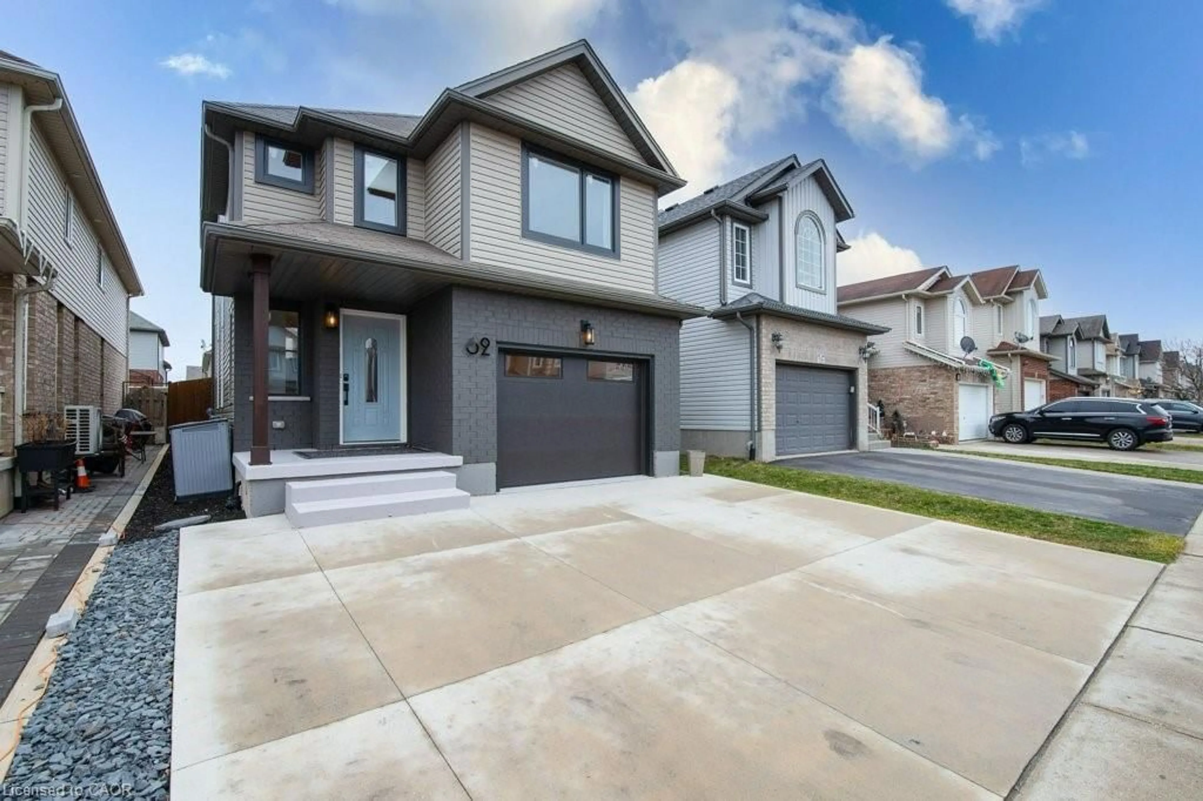 Home with vinyl exterior material, street for 62 Tottenham St, Kitchener Ontario N2R 1V2