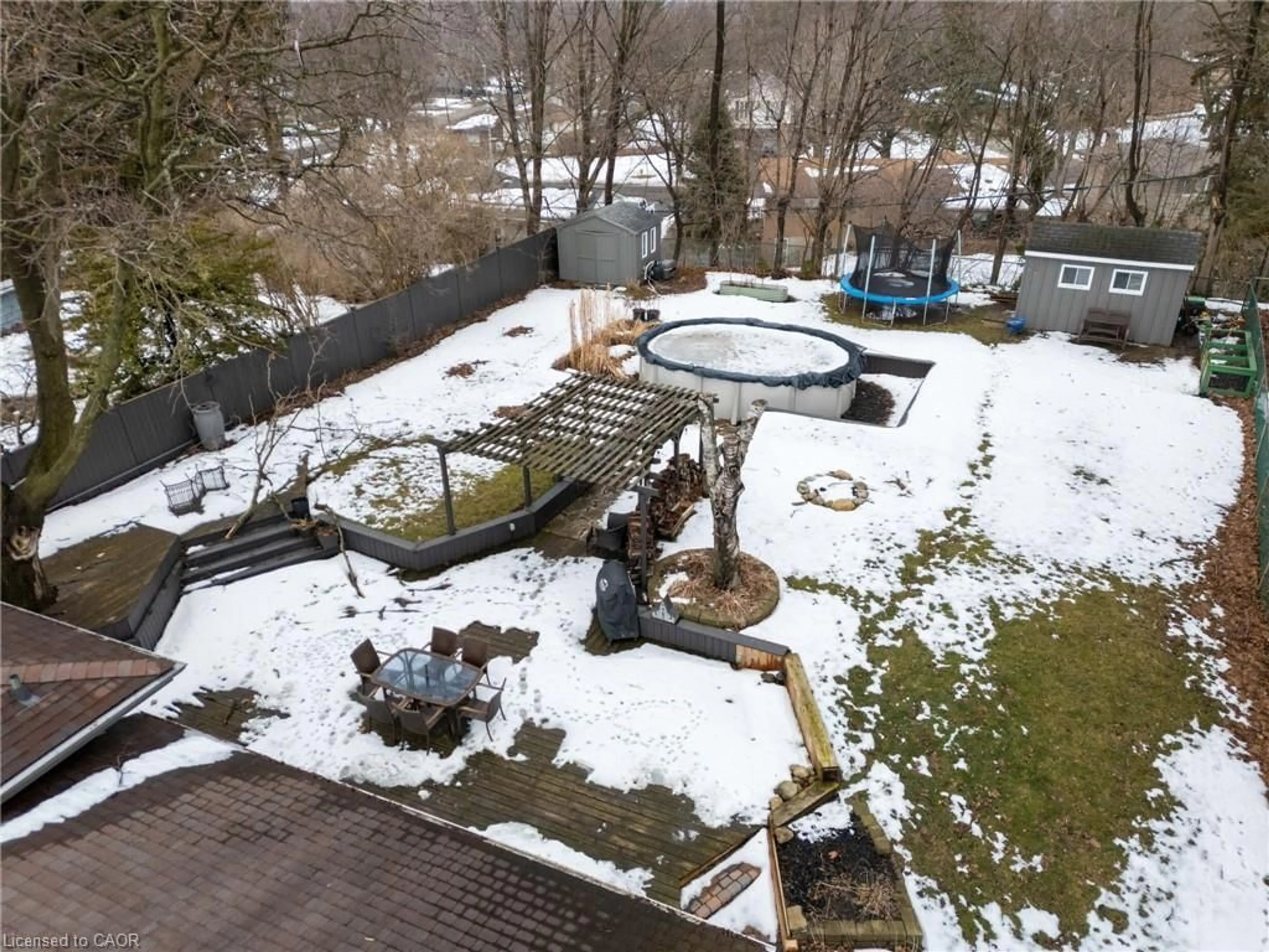 A pic from outside/outdoor area/front of a property/back of a property/a pic from drone, unknown for 19 Gibson Dr, Simcoe Ontario N3Y 3L1
