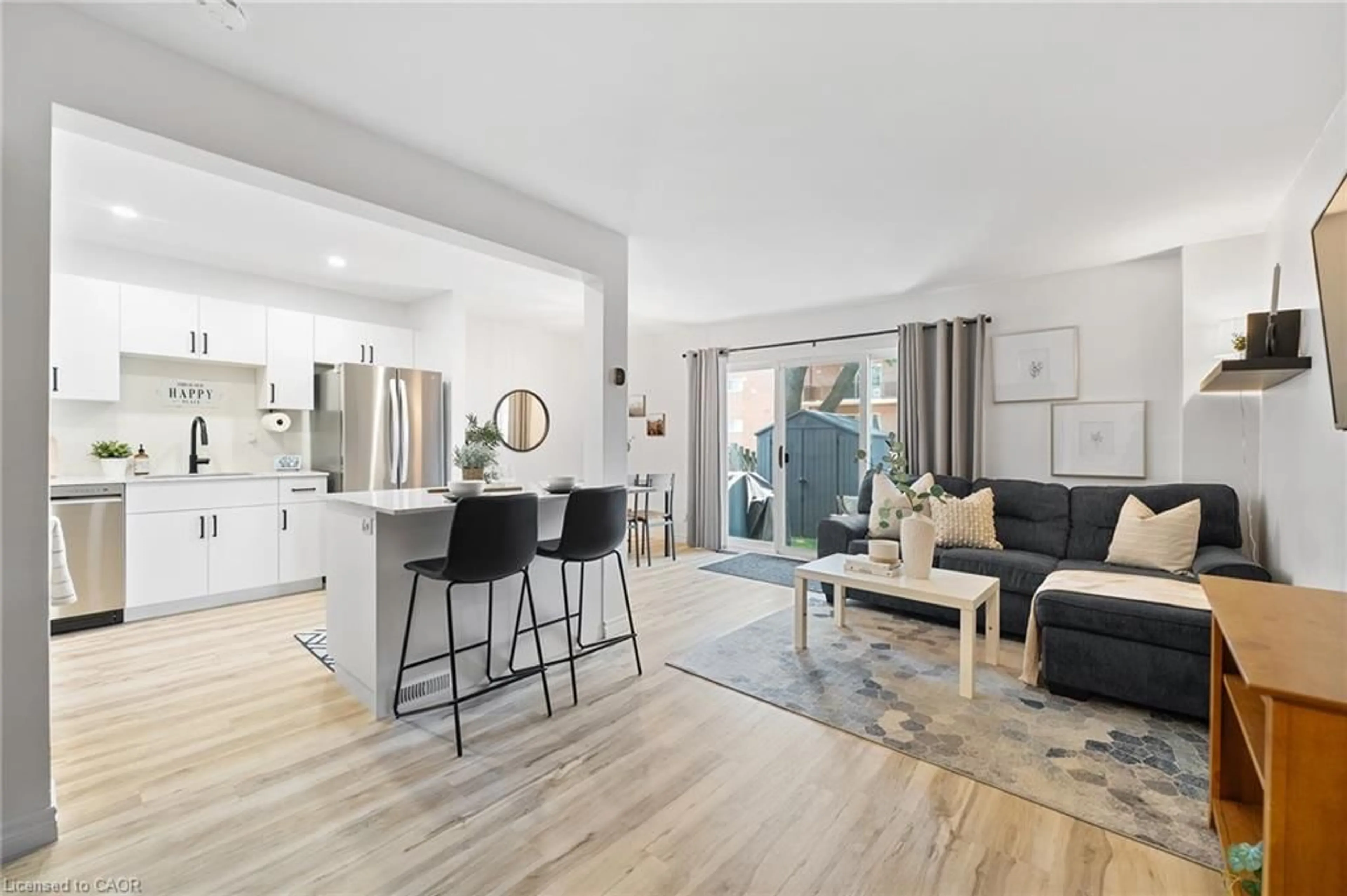 Living room with furniture, unknown for 17 Old Pine Trail #150, St. Catharines Ontario L2M 6P9