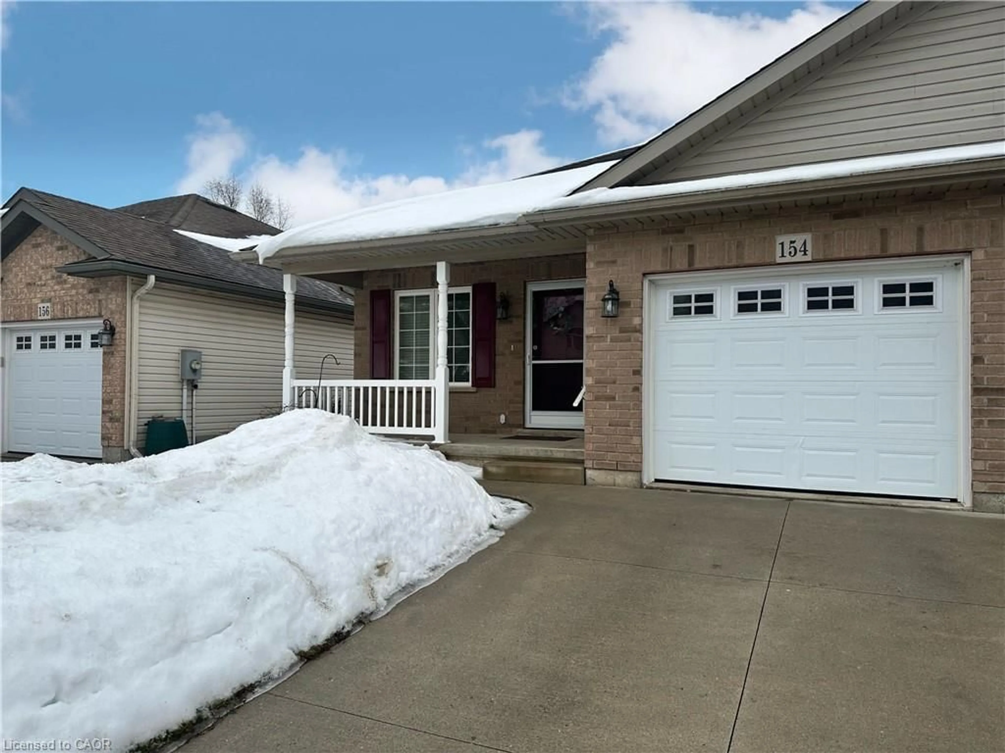 Home with brick exterior material, street for 154 Forest St, Dunnville Ontario N1A 1C1