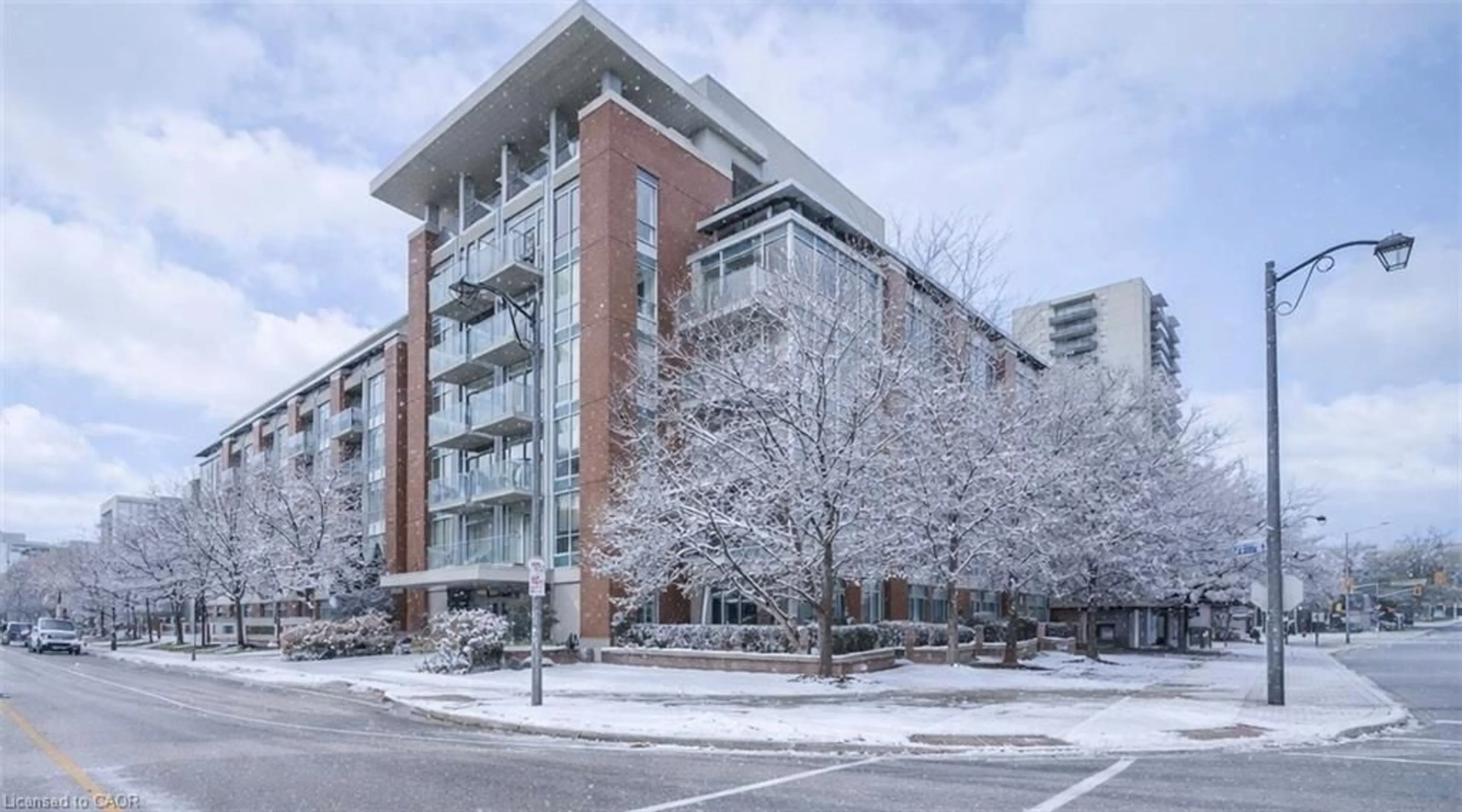 Unknown for 80 Port St #107, Mississauga Ontario L5G 4V6