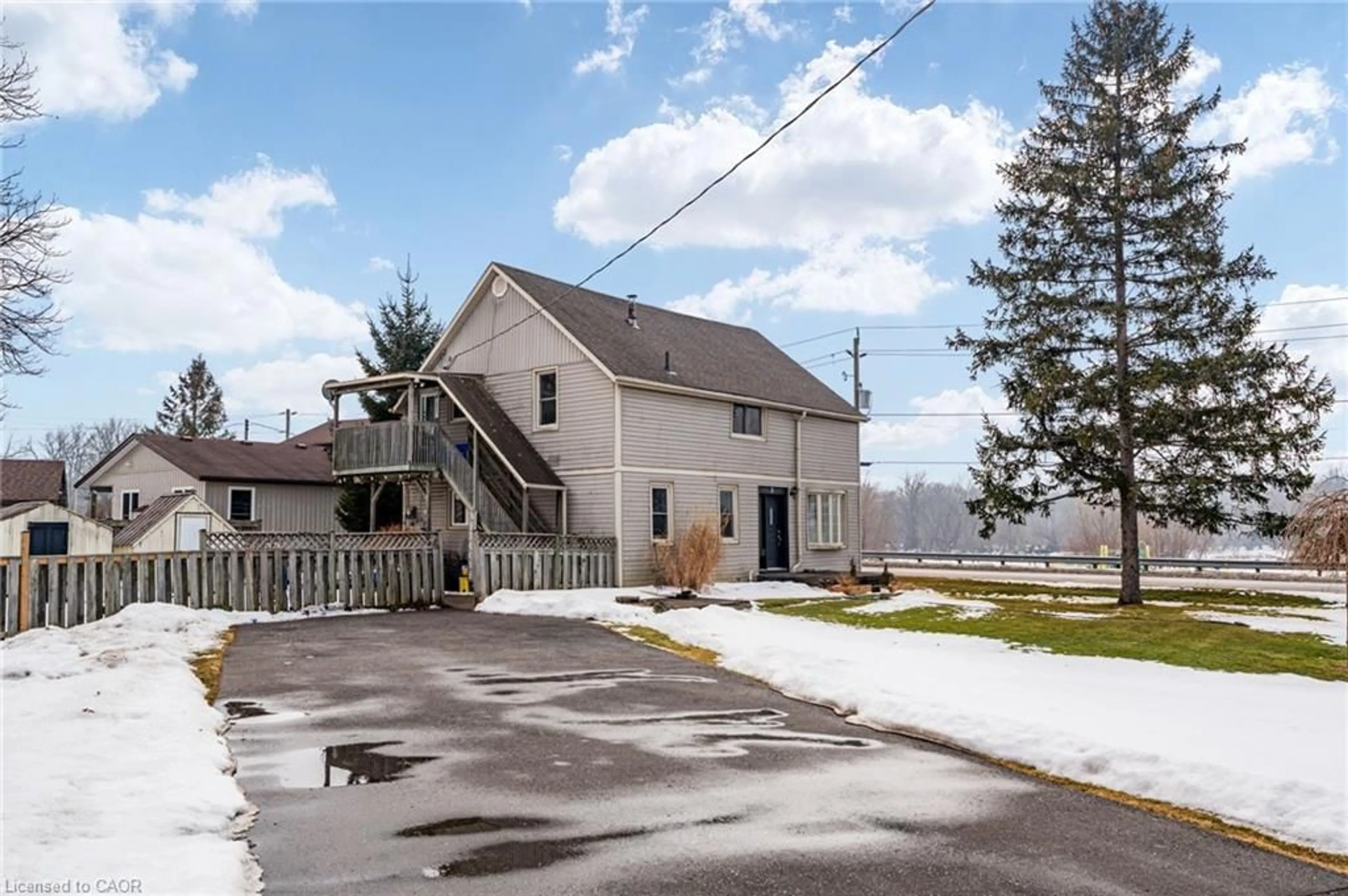 Unknown for 2 Mill St, York Ontario N0A 1R0