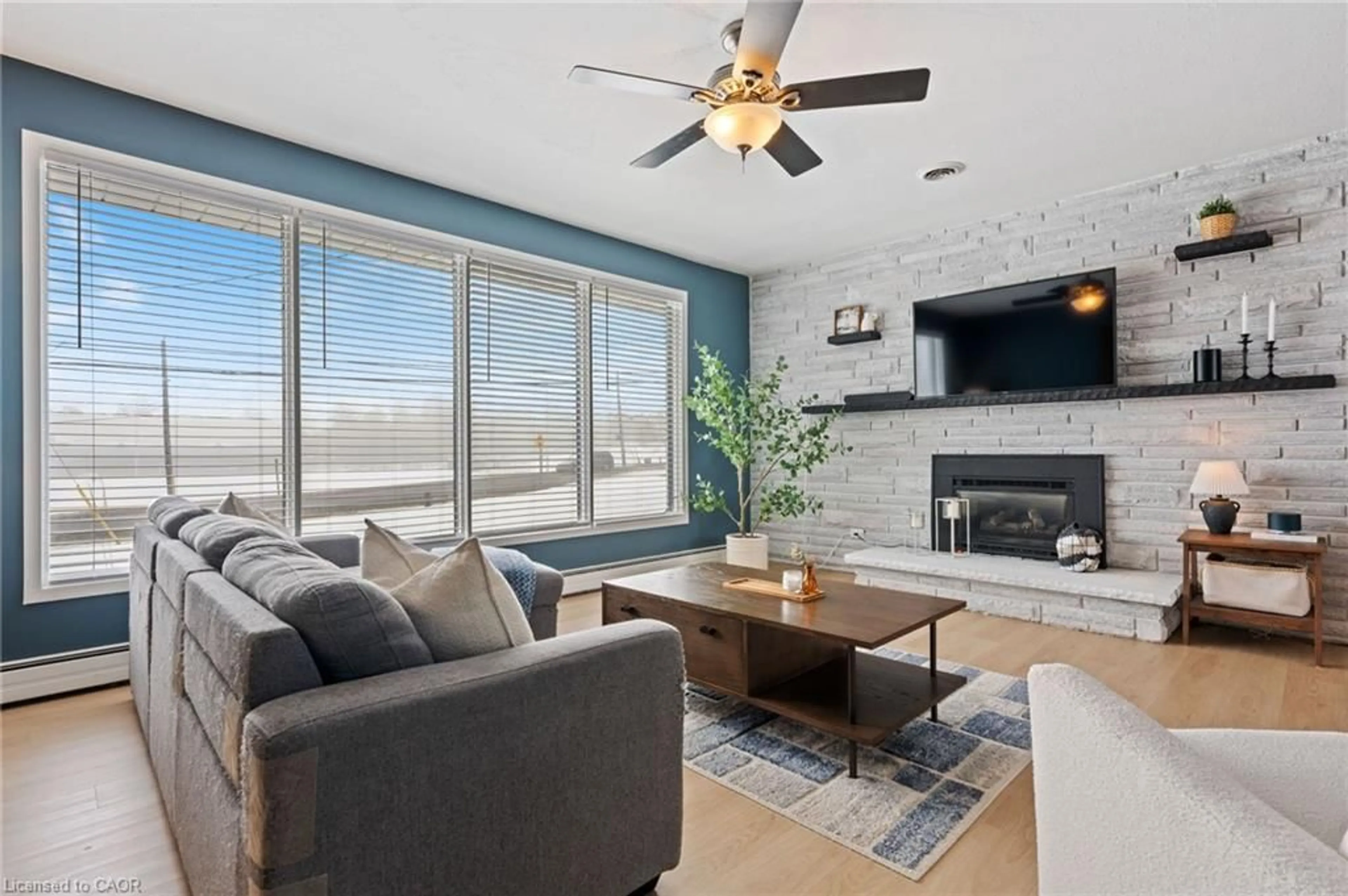 Living room with furniture, ceramic/tile floor for 351 Talbot Rd, Delhi Ontario N4B 2A1