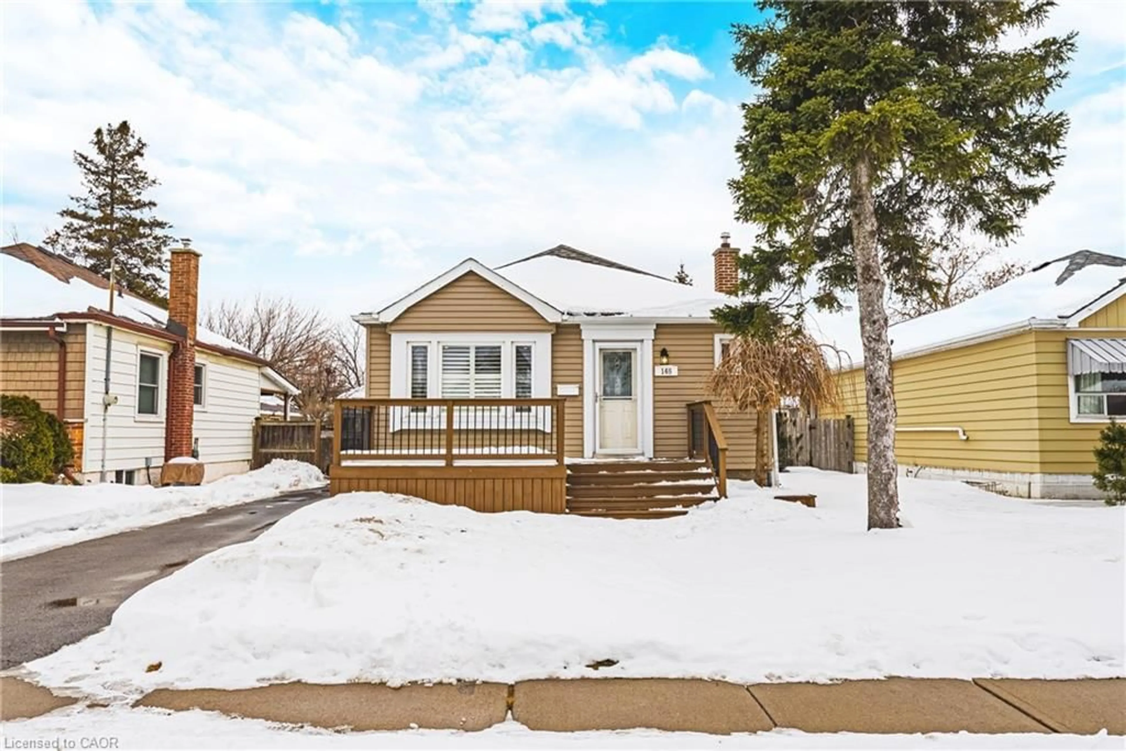 Unknown for 165 38th St, Hamilton Ontario L8V 4E8