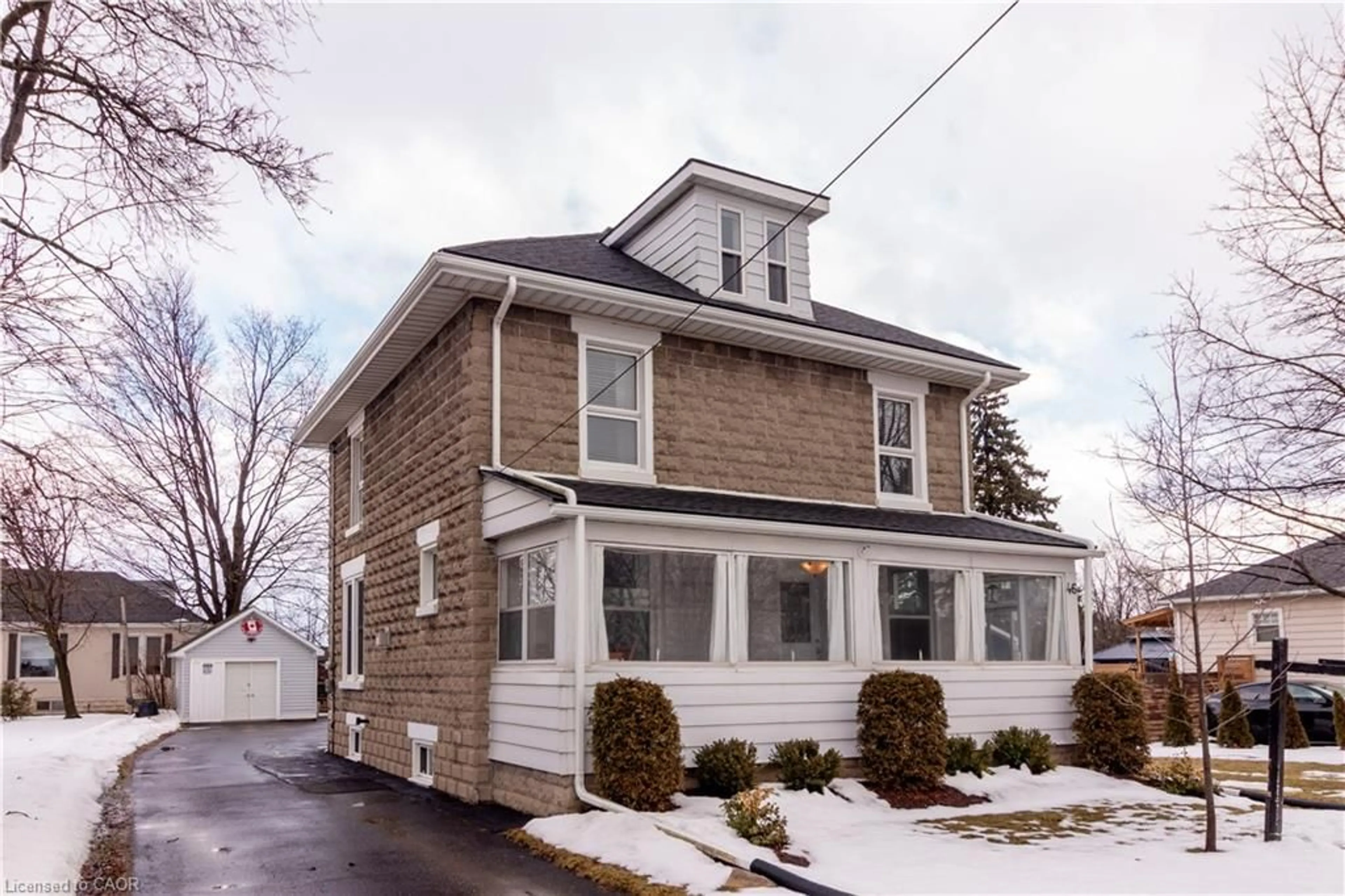 Home with vinyl exterior material, street for 46 Main St, Princeton Ontario N0J 1V0