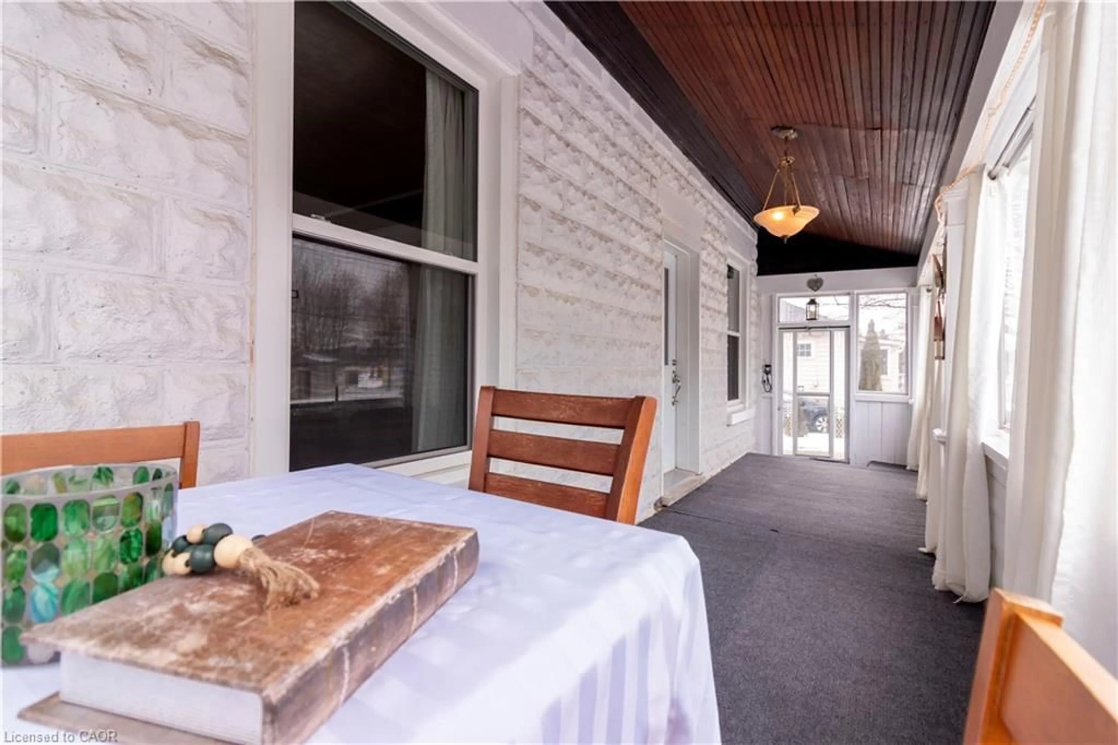 Patio, street for 46 Main St, Princeton Ontario N0J 1V0