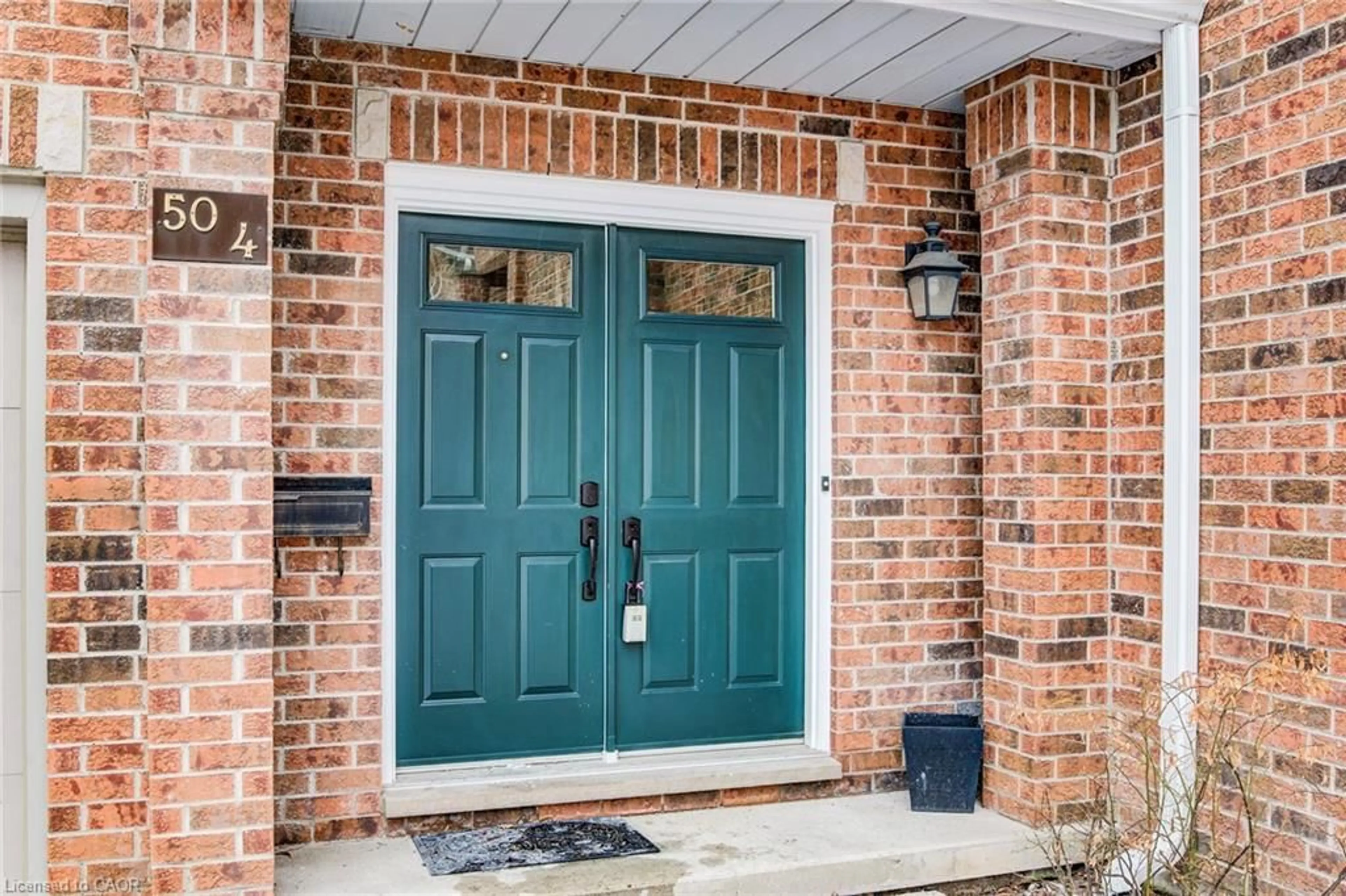 Home with brick exterior material, street for 50 Allen St #4, Waterloo Ontario N2L 6H2