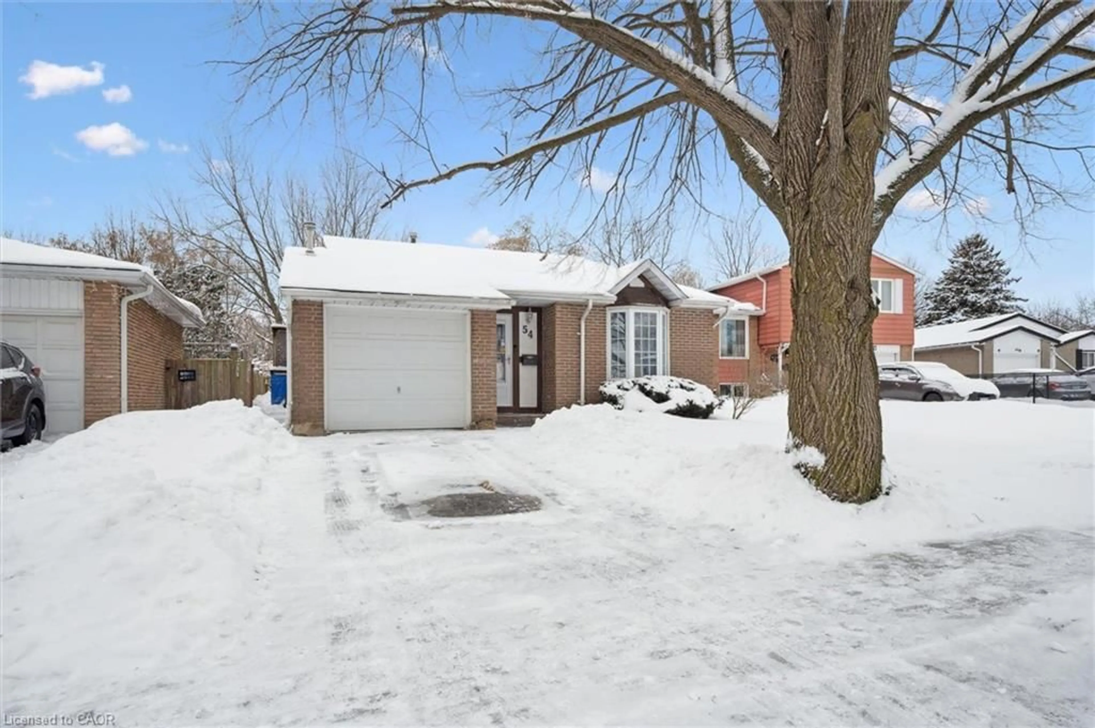 Unknown for 54 Dolman Crt, Cambridge Ontario N1S 4G4