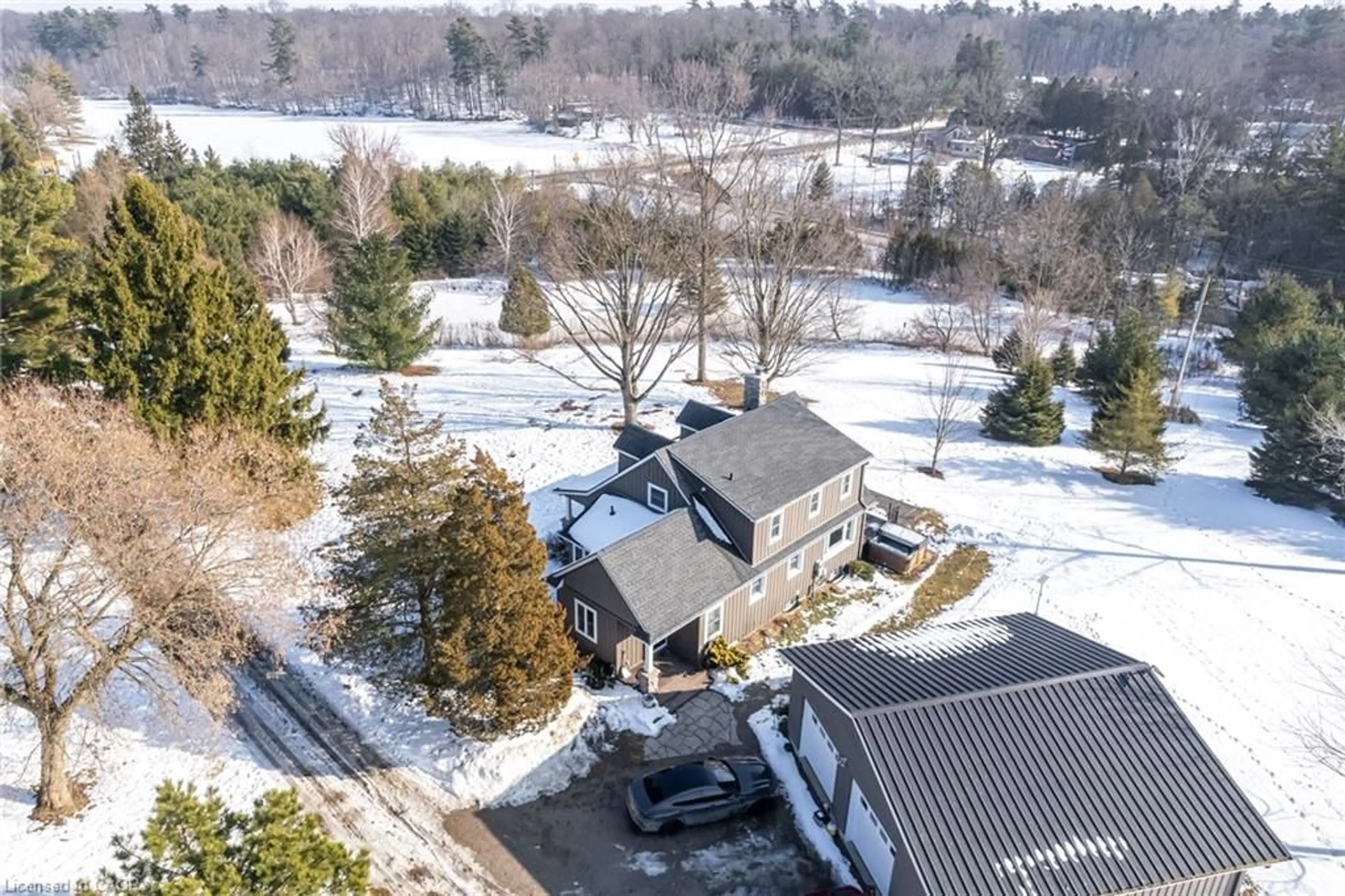 A pic from outside/outdoor area/front of a property/back of a property/a pic from drone, unknown for 47746 Southdale Line, Elgin Ontario N5P 3S6
