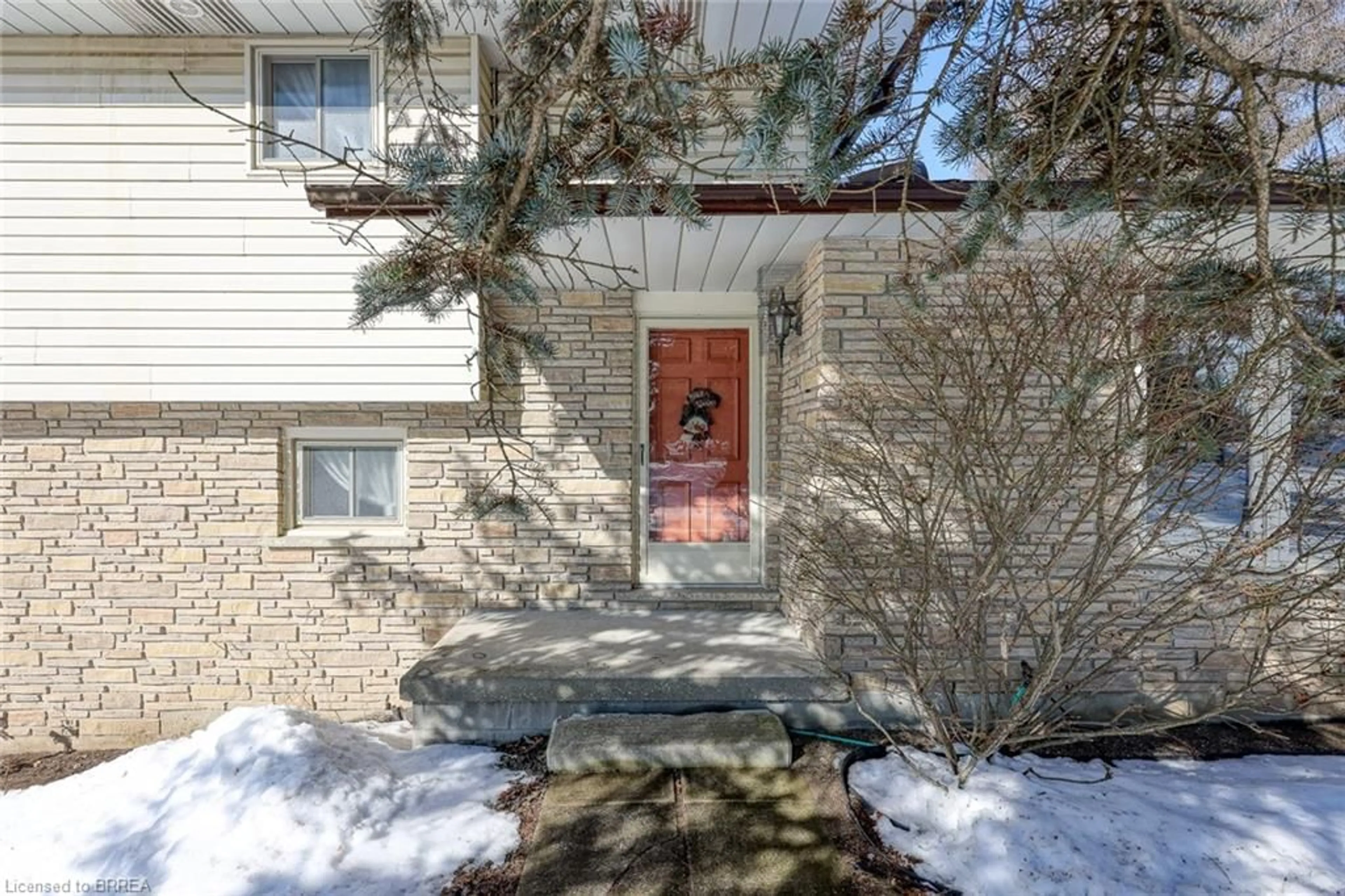 Indoor entryway for 806019 Oxford Rd 29 Rd, Blandford-Blenheim Ontario N0J 1M0