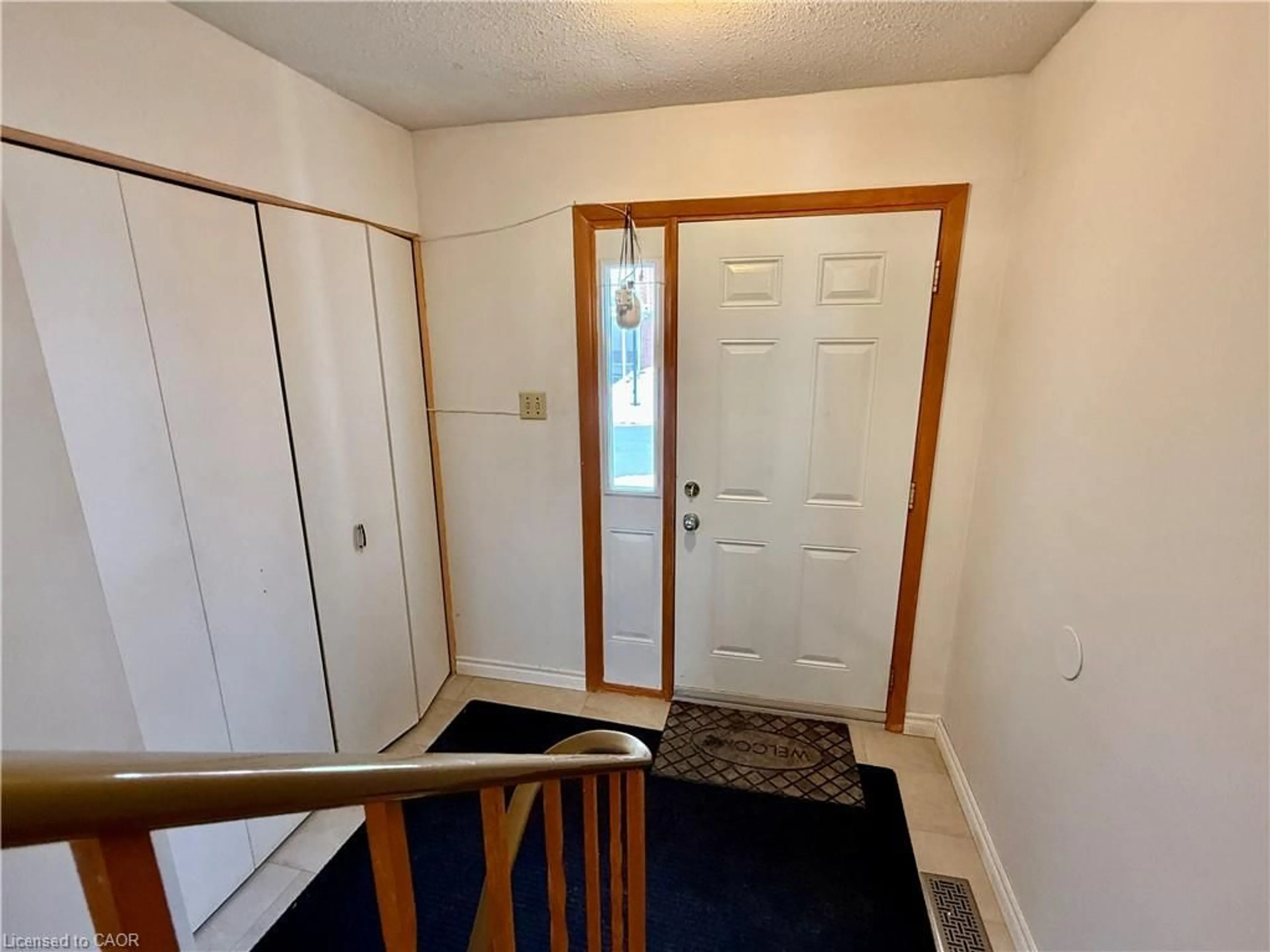 Indoor entryway for 427 Keats Way #2, Waterloo Ontario N2L 5S7