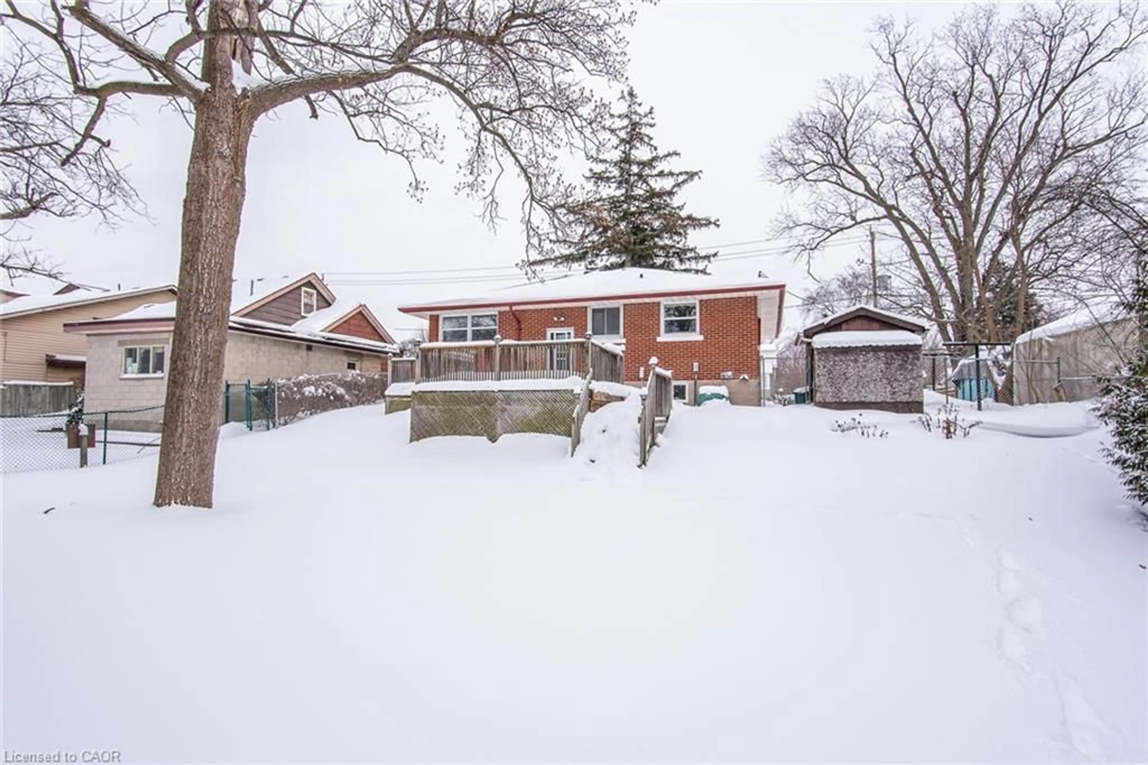 Unknown for 120 Fourth Ave, Kitchener Ontario N2C 1N8