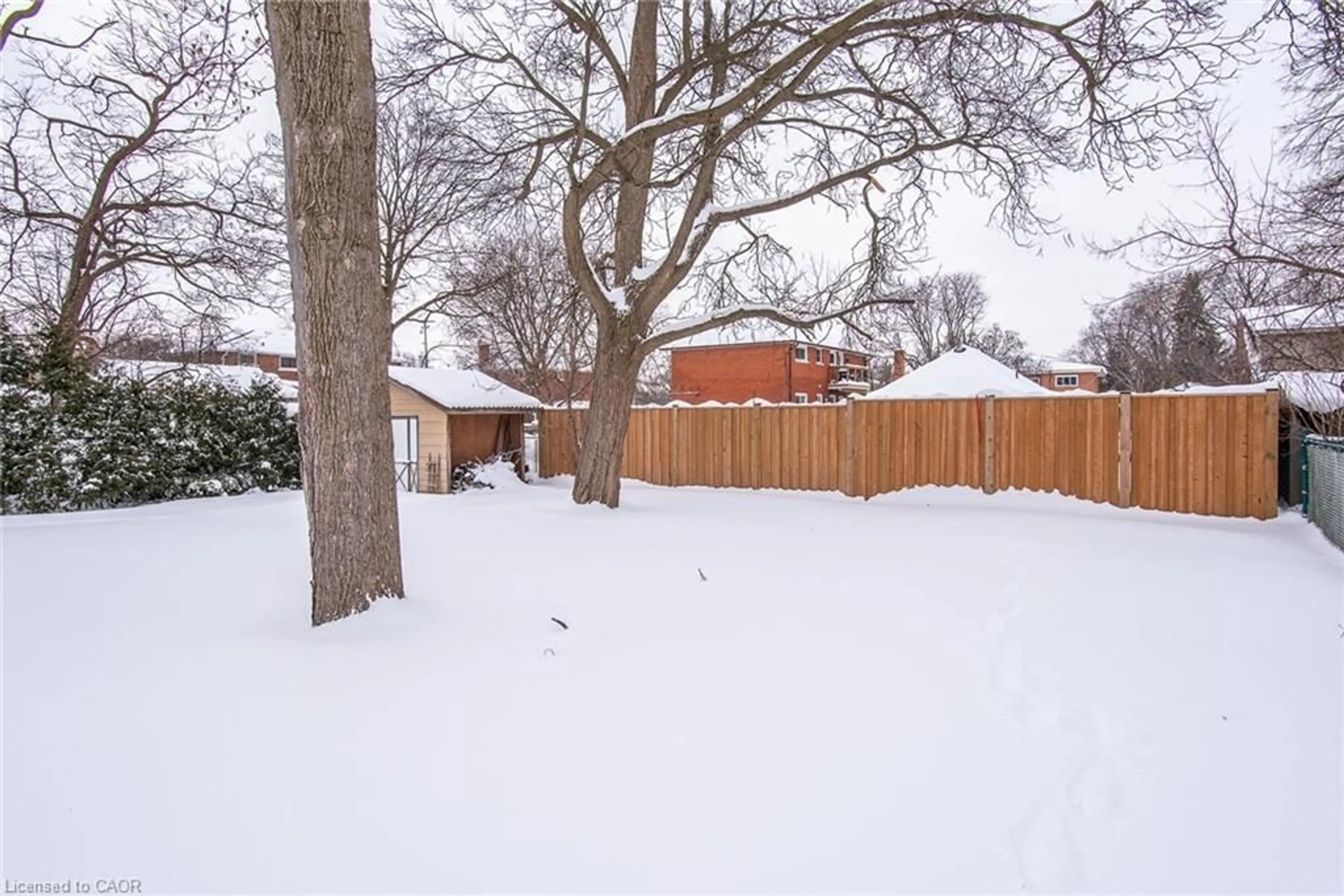 Unknown for 120 Fourth Ave, Kitchener Ontario N2C 1N8