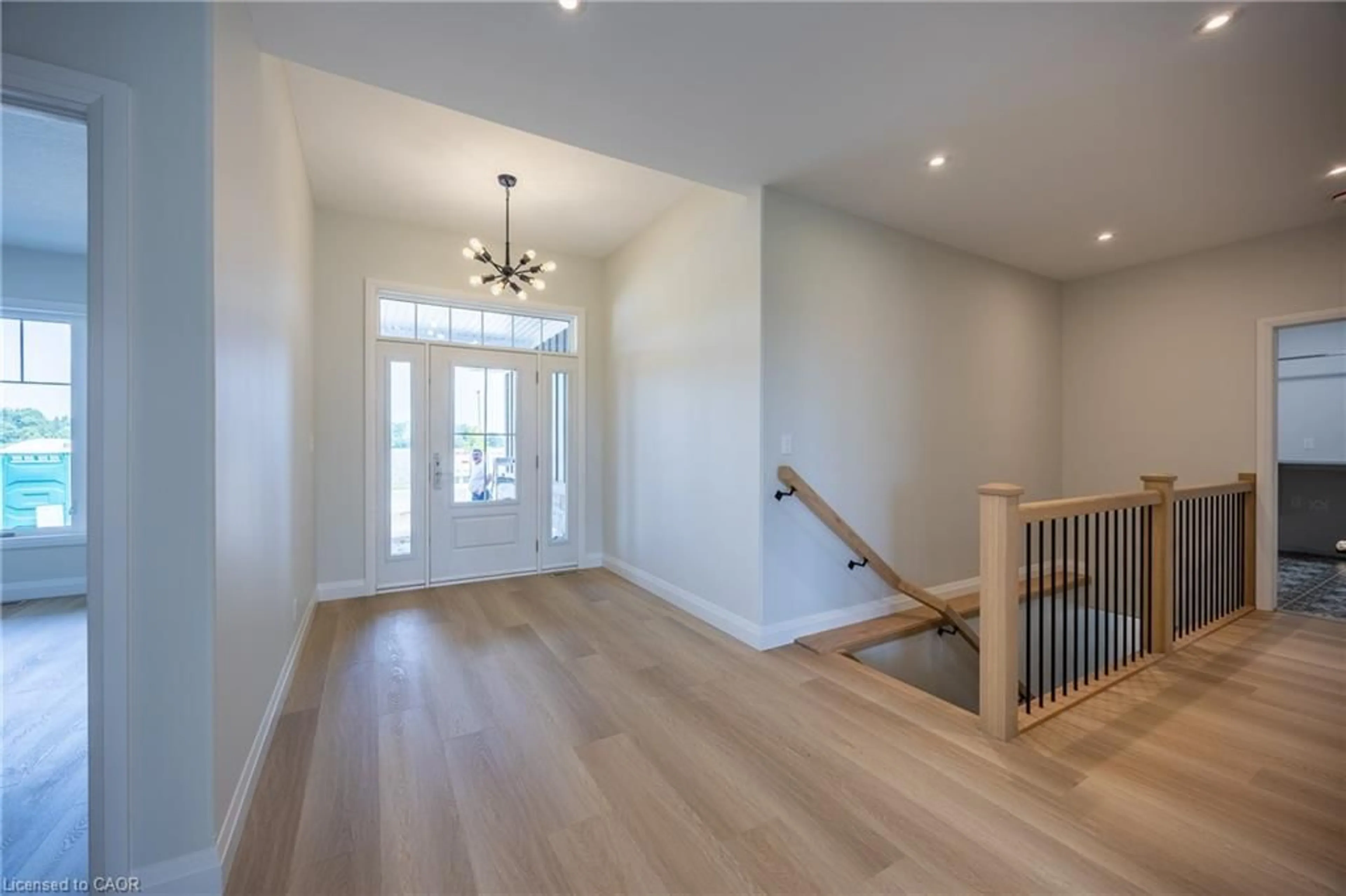 Indoor entryway for 222 Schooner Dr, Port Dover Ontario N0A 1N3