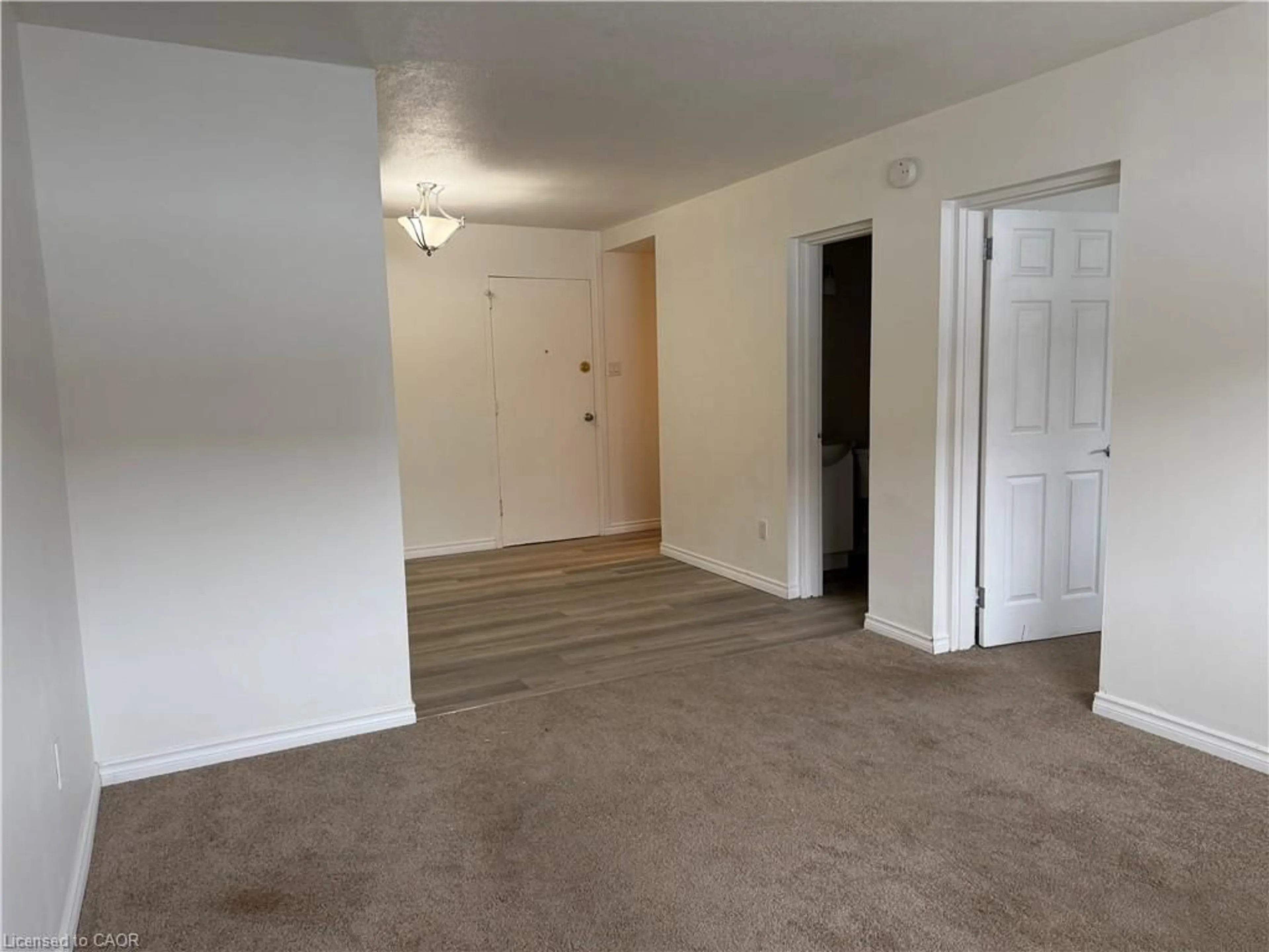 A pic of a room for 118 Preston St #104, Arthur Ontario N0G 1A0