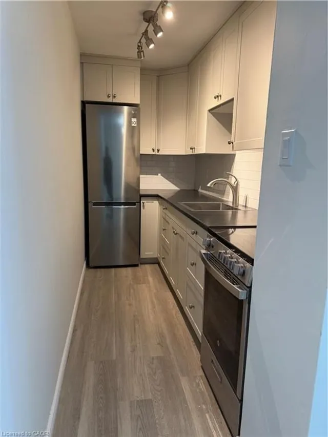 118 Preston St #104, Arthur 5
