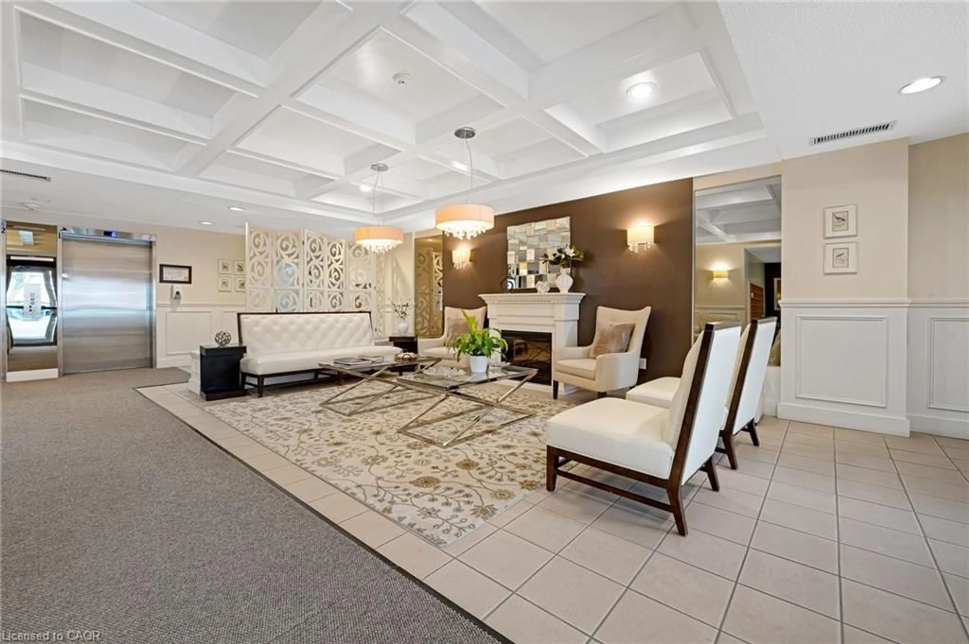 Lobby for 265 Westcourt Pl #608, Waterloo Ontario N2L 6E4