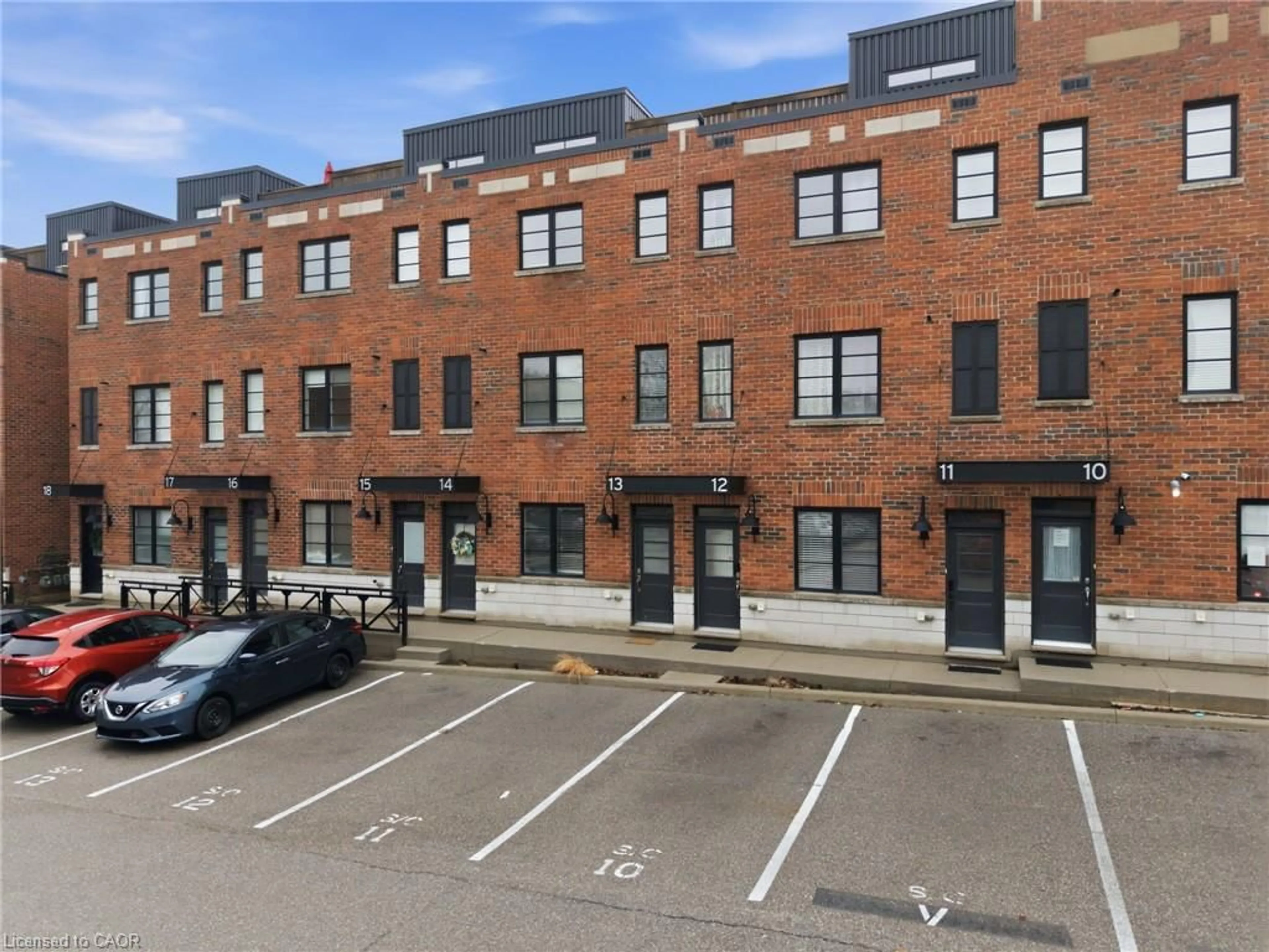 A pic from outside/outdoor area/front of a property/back of a property/a pic from drone, street for 70 Plains Rd #12, Burlington Ontario L7T 0B6