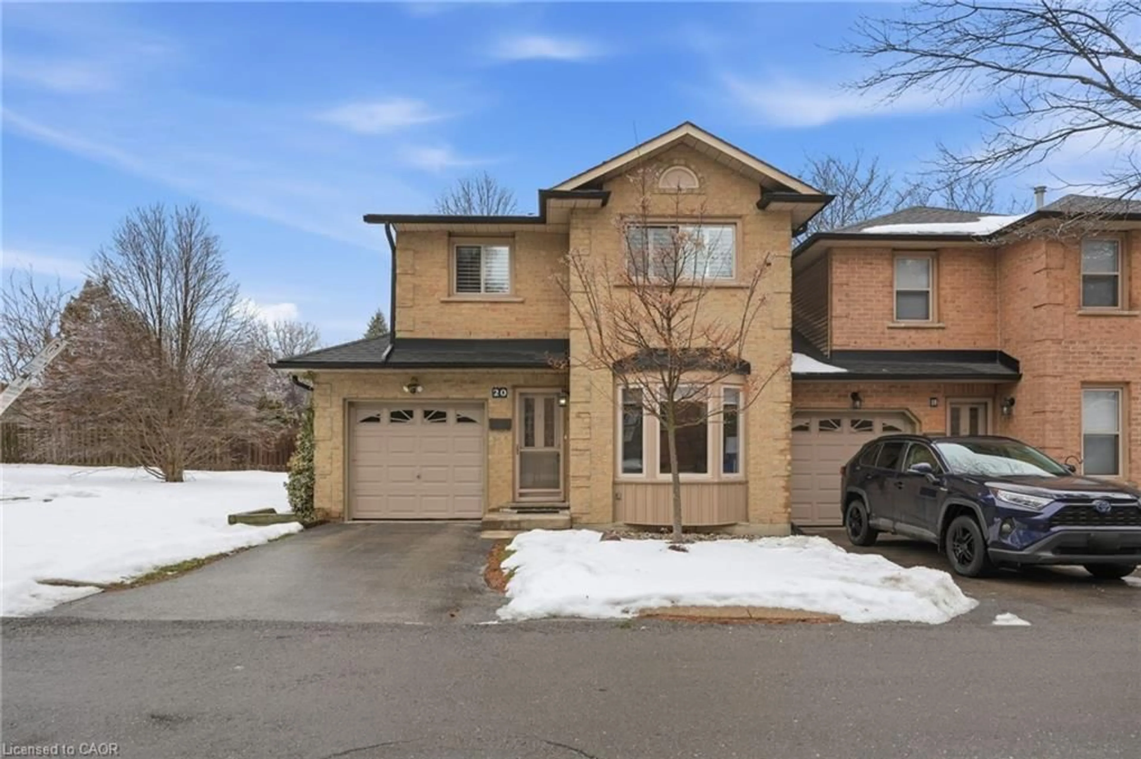 Home with brick exterior material, street for 644 Upper Paradise Rd #20, Hamilton Ontario L9C 7K8