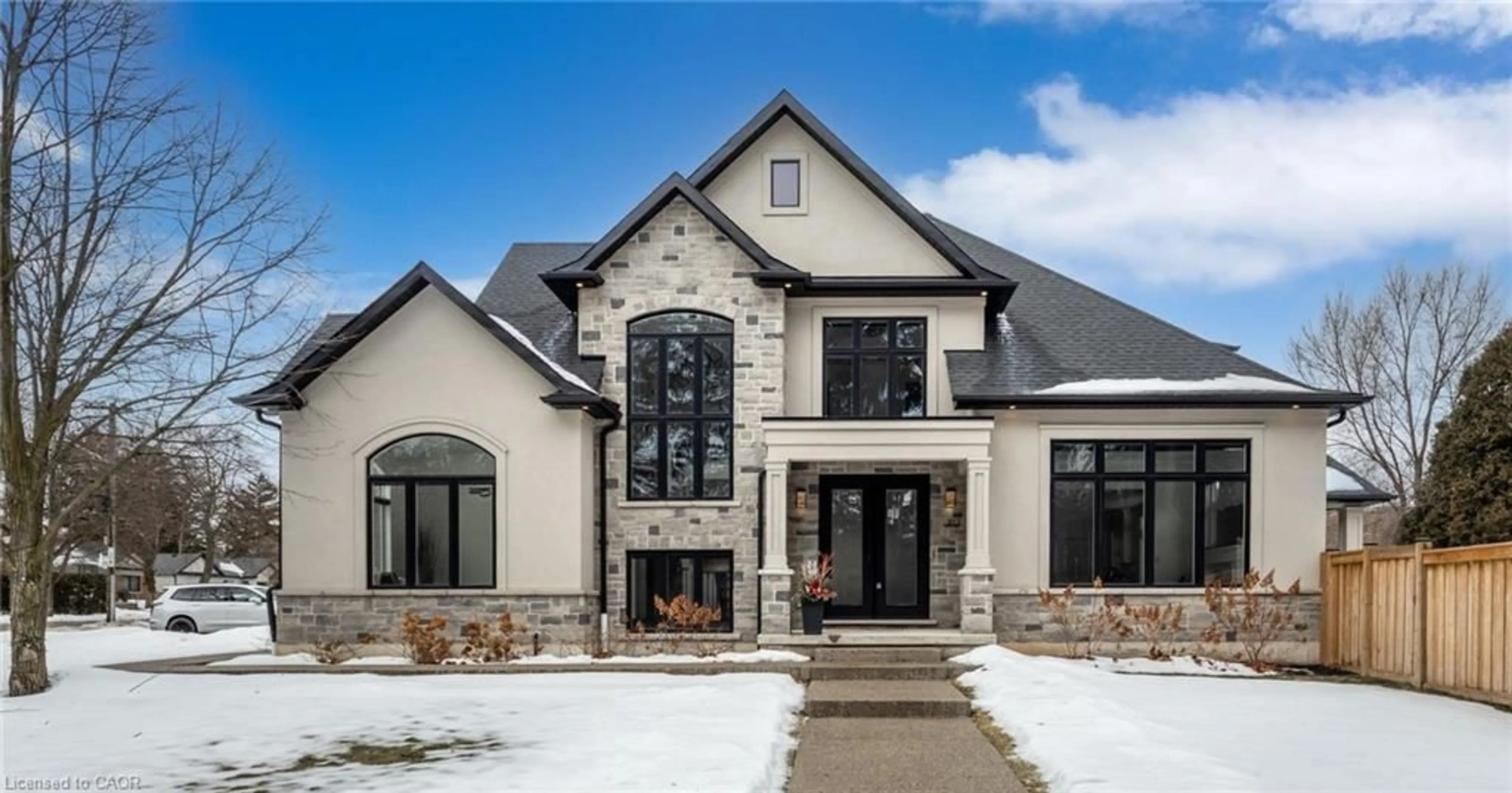 Home with brick exterior material, street for 817 King Rd, Burlington Ontario L7T 3K8