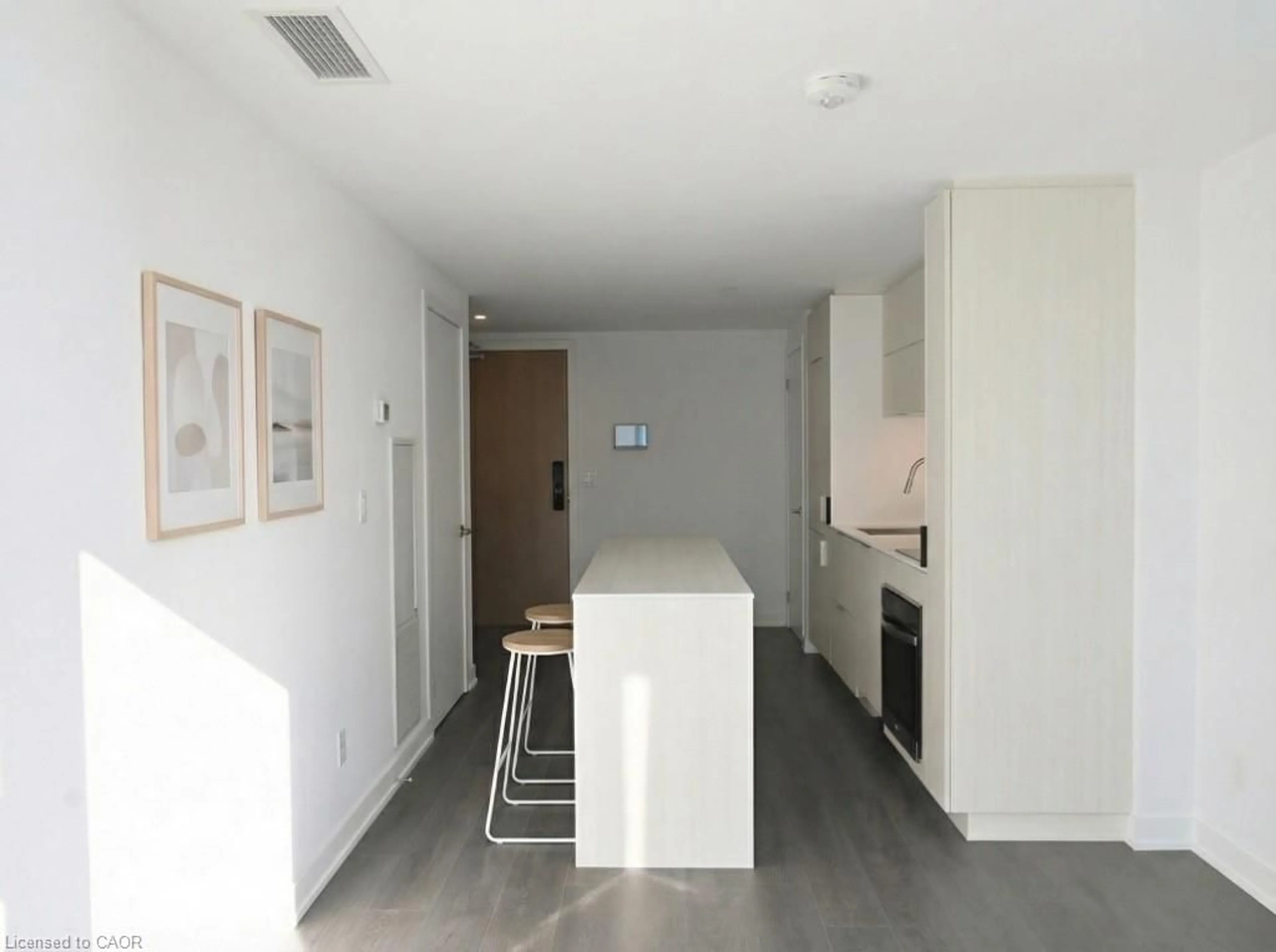 A pic of a room for 370 Martha St #2508, Burlington Ontario L7R 2P7