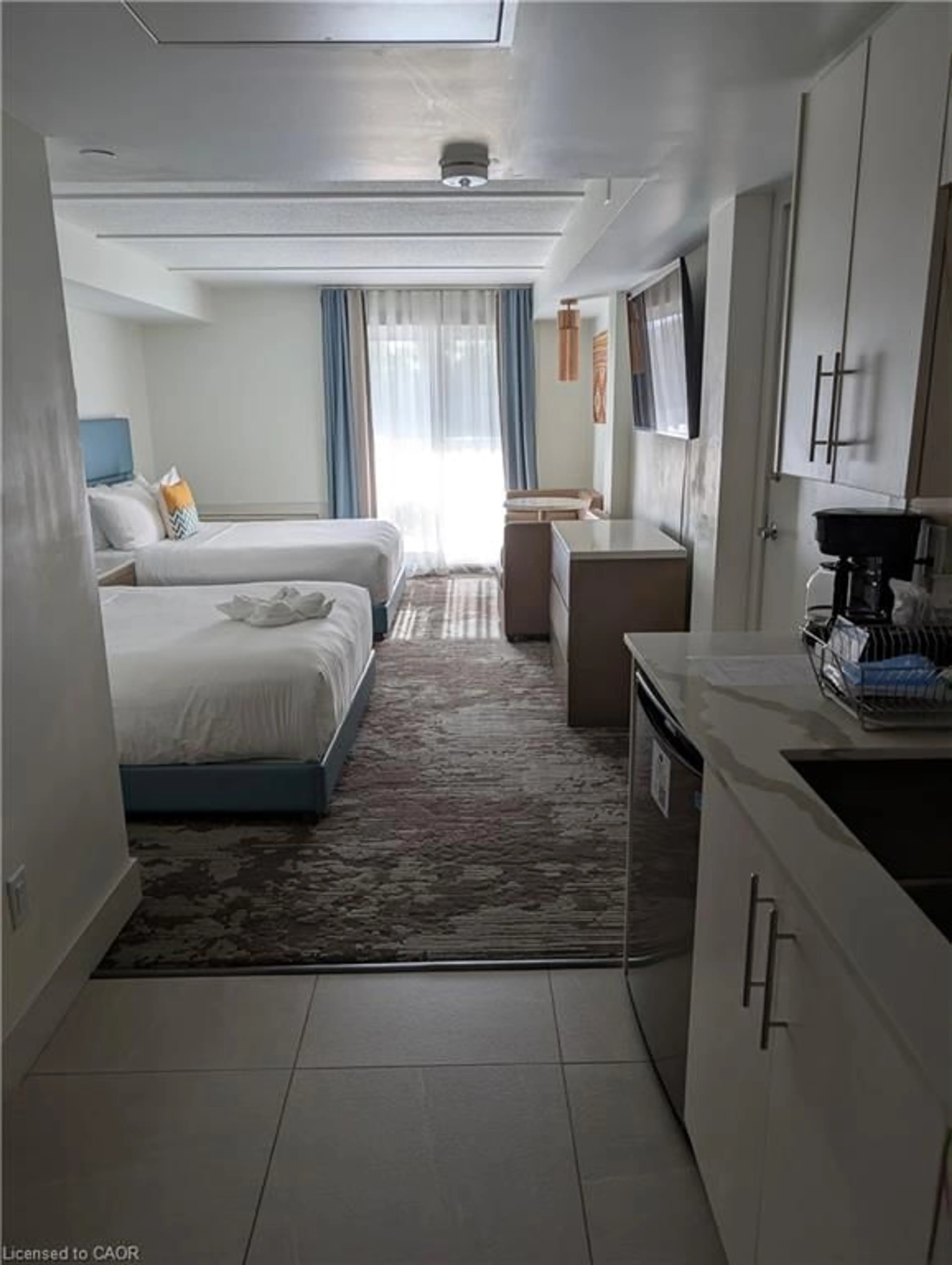 A pic of a room for 9 Harbour St #4403 & 4405, Collingwood Ontario L9Y 5B5