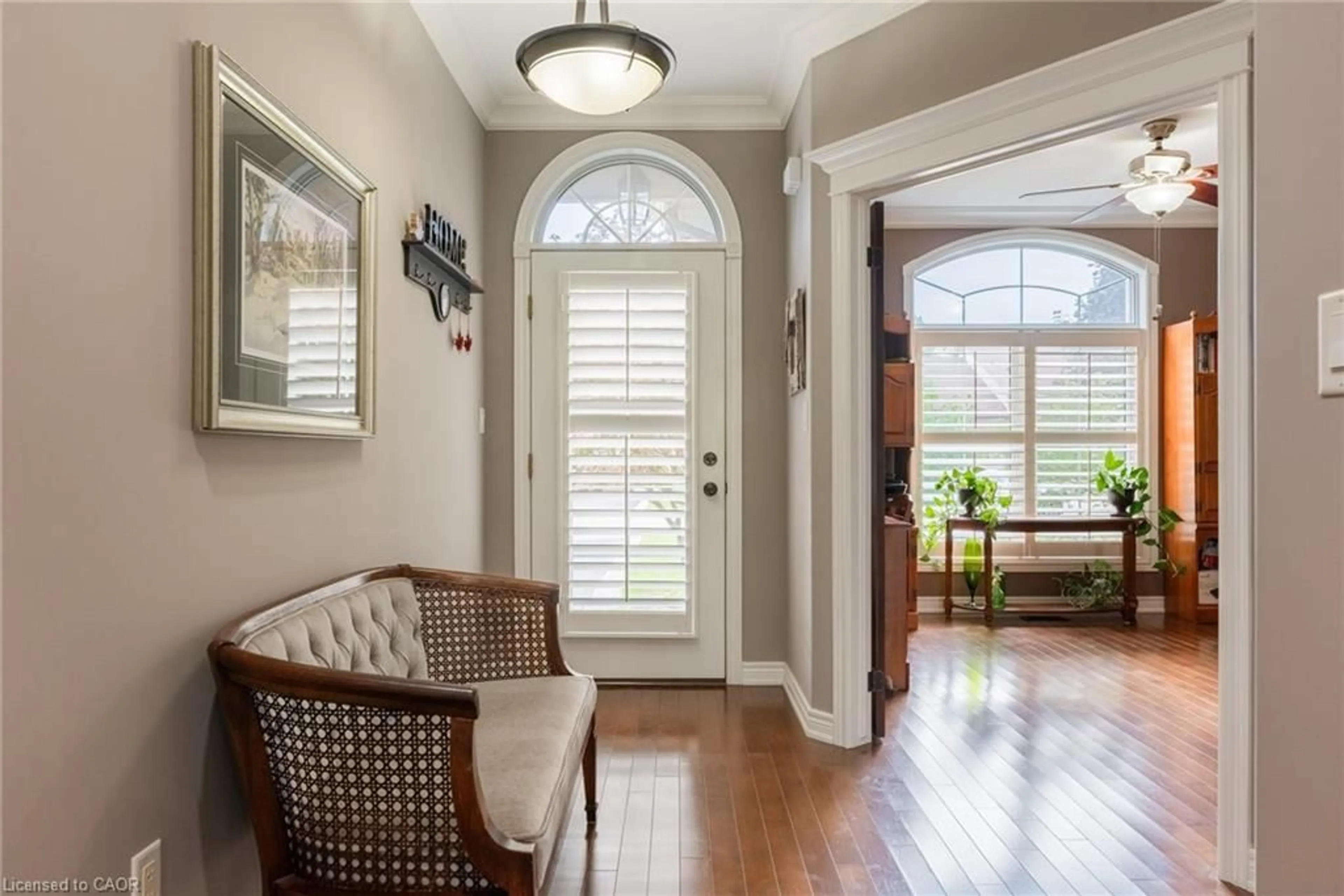 Indoor entryway for 13 Iron Bridge Crt, Caledonia Ontario N3W 0A4