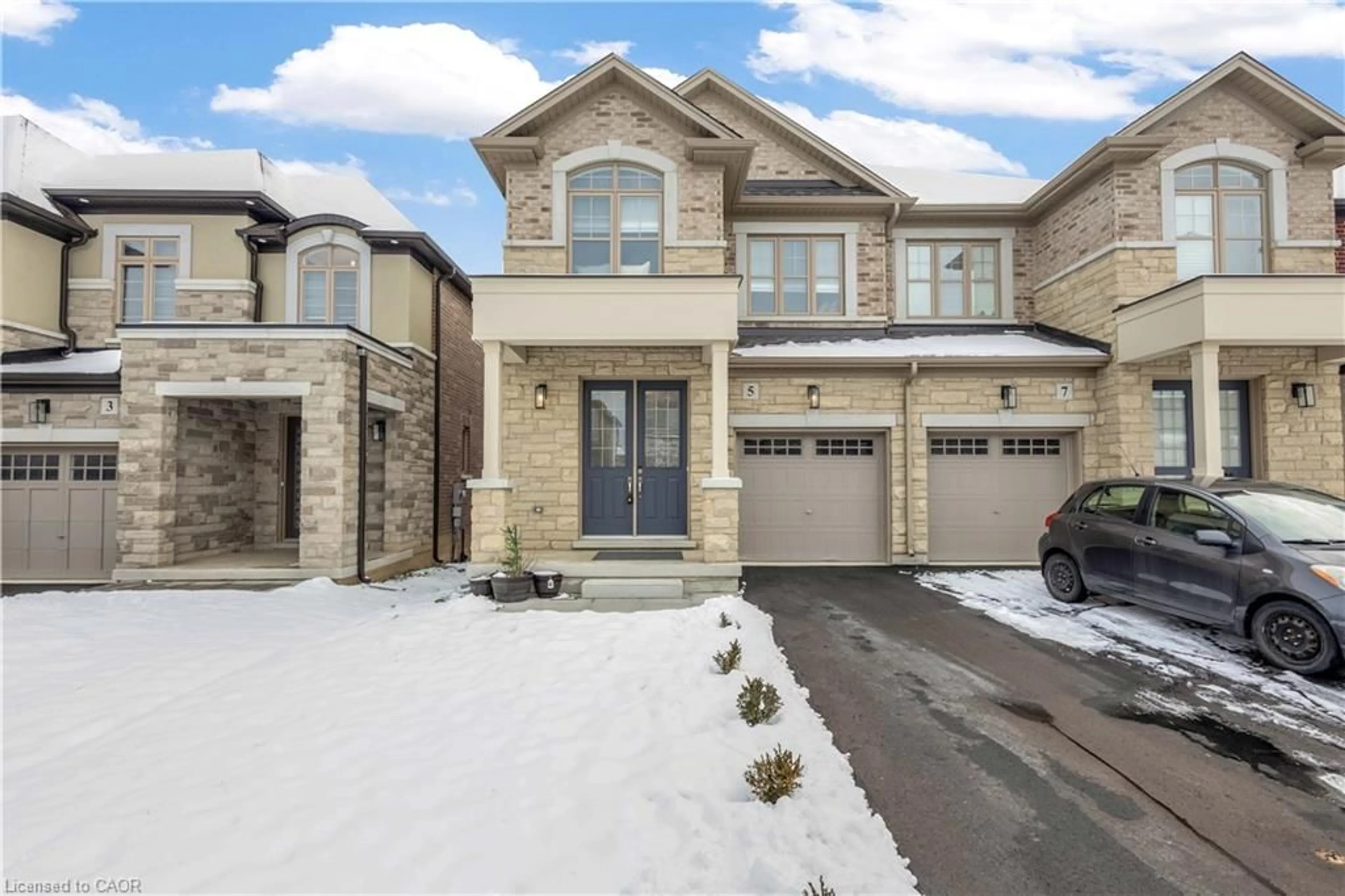 Home with brick exterior material, street for 5 Cherry Blossom Hts, Hamilton Ontario L9B 0E9