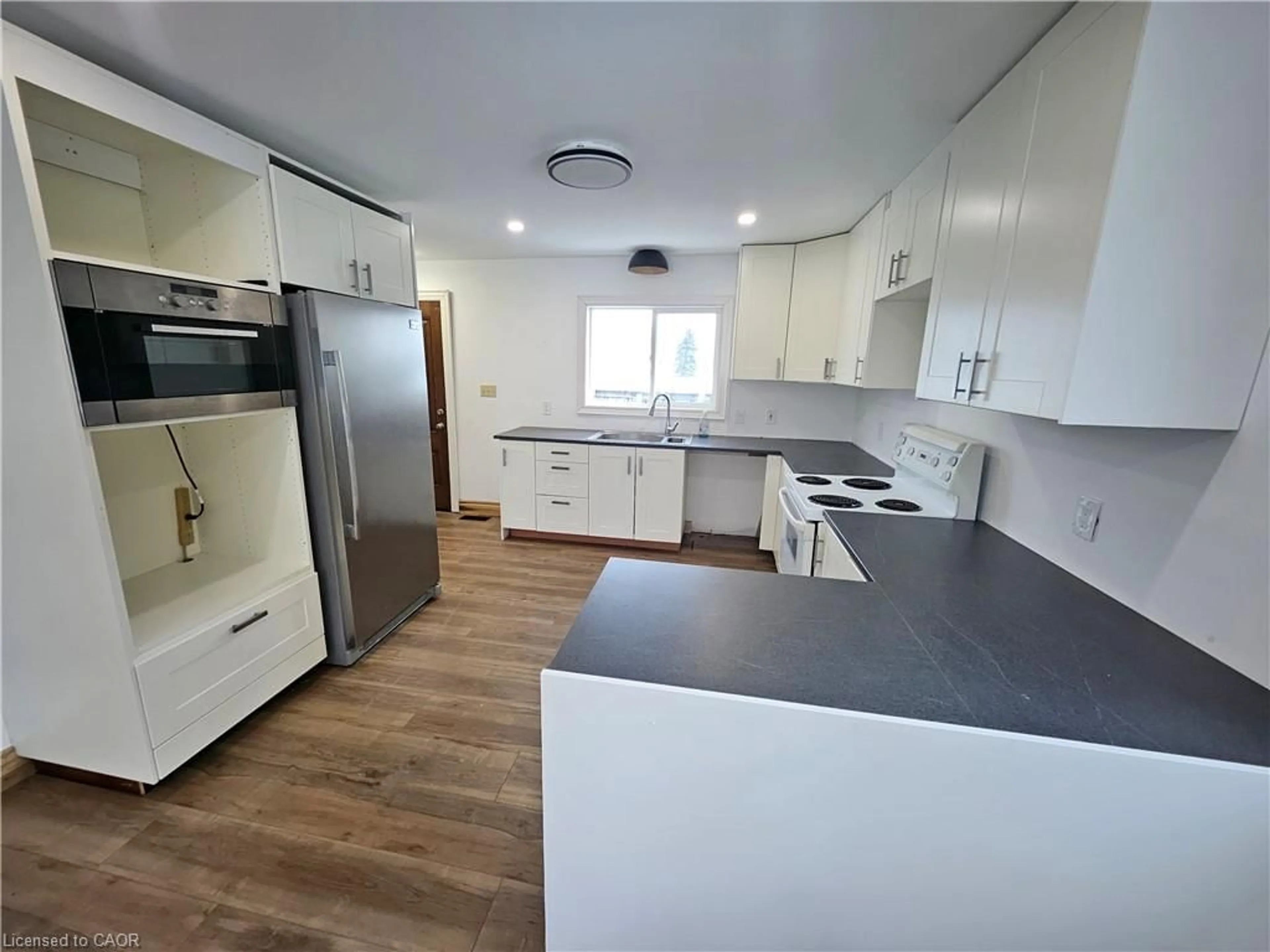 Open concept kitchen, unknown for 5 Eighth Concession Rd, Burford Ontario N0E 1A0